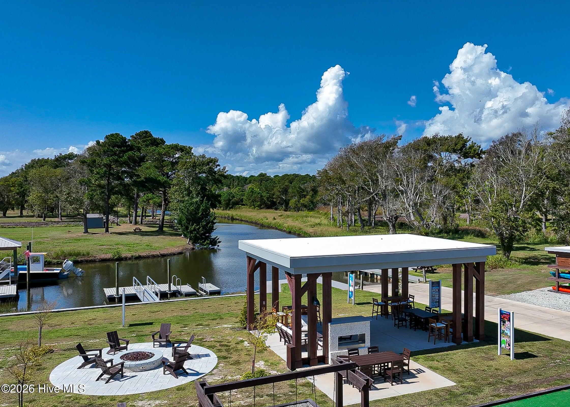 208 River Oats Court,Holly Ridge