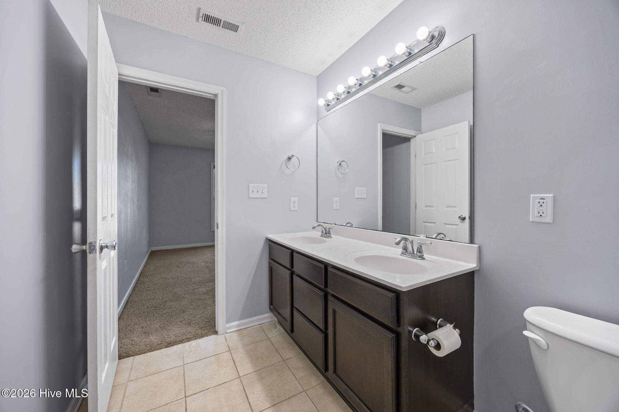 100557528 | Photo 13