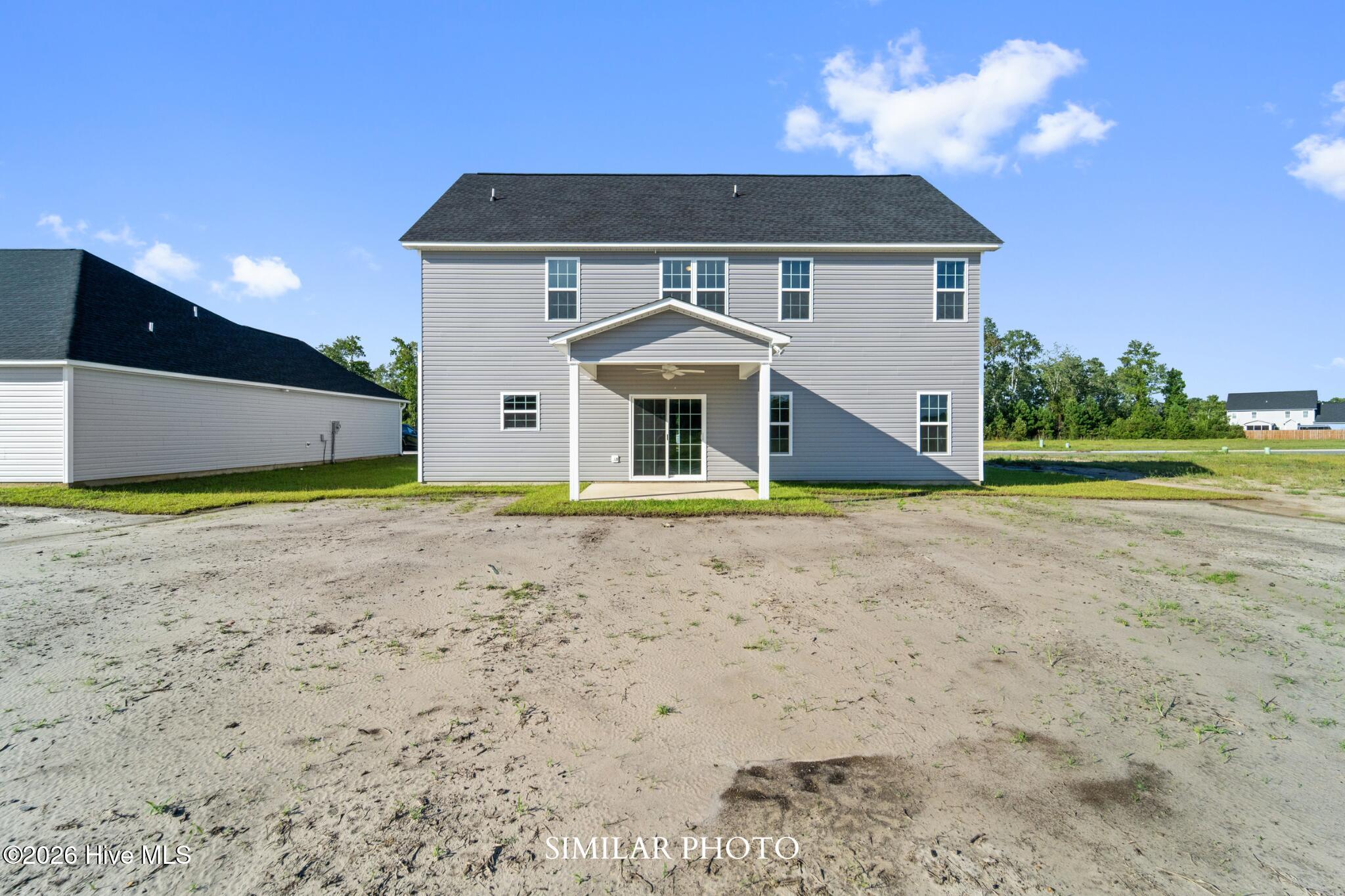 100561558 | Photo 32