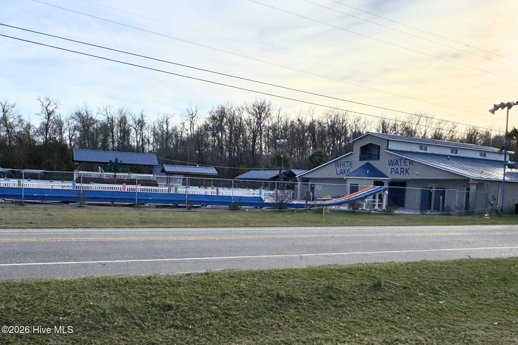 Homes for sale in Elizabethtown, NC | 215 Lake Pl Condo Dr #215, Elizabethtown, NC 28337 | MLS# 100558574