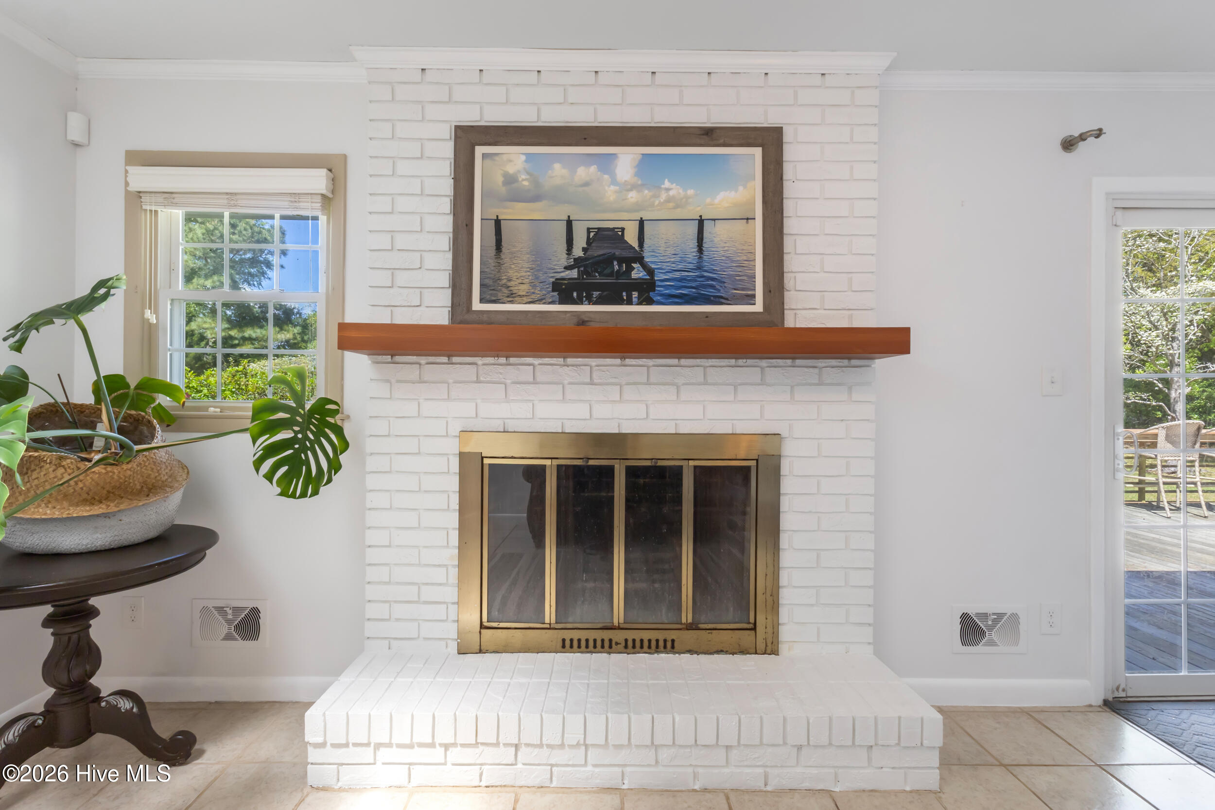 100564649 | Photo 12