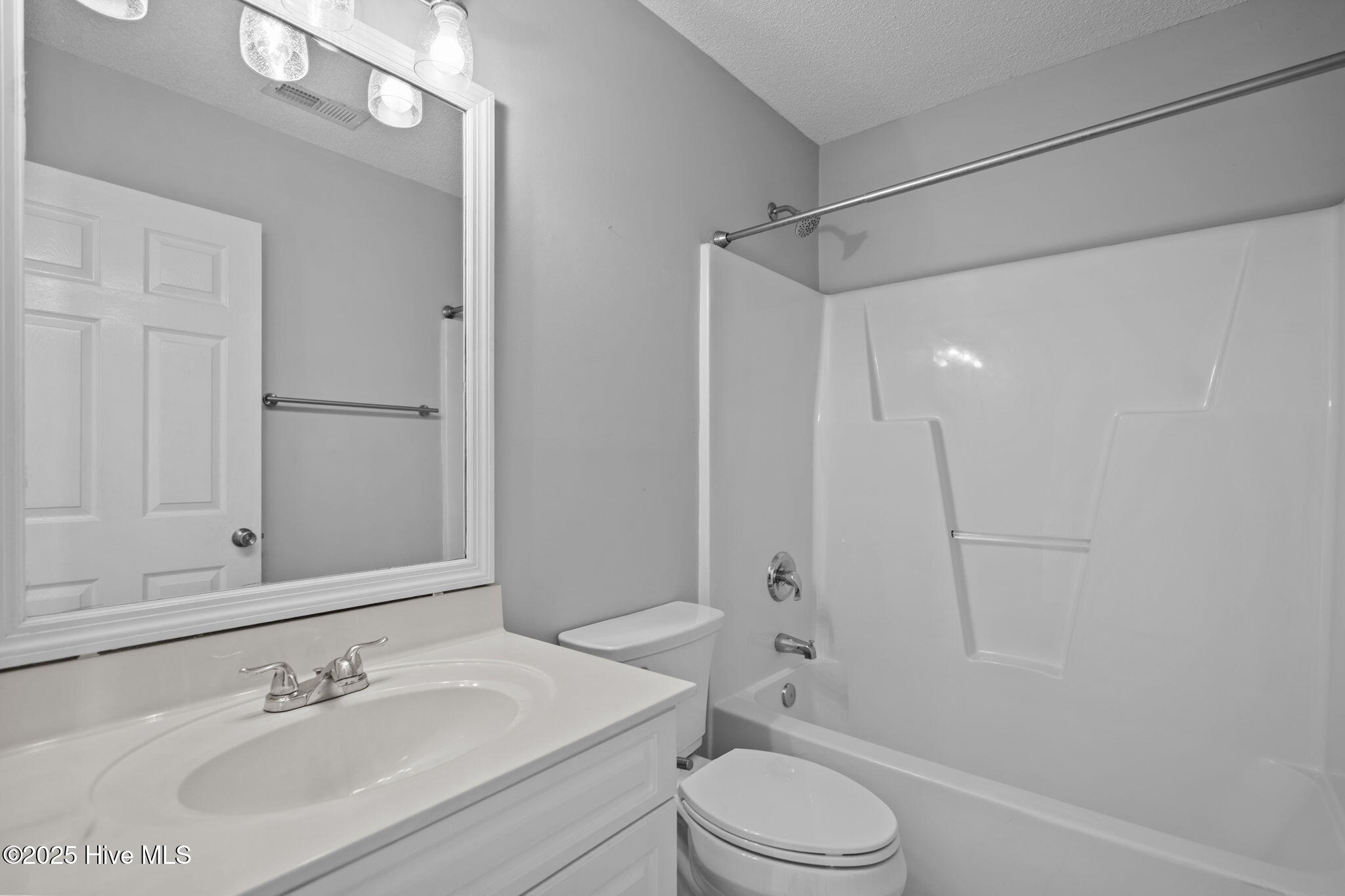 100537991 | Photo 22