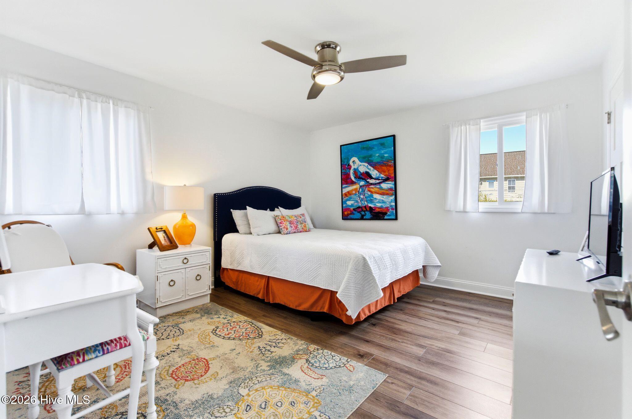 100567797 | Photo 28