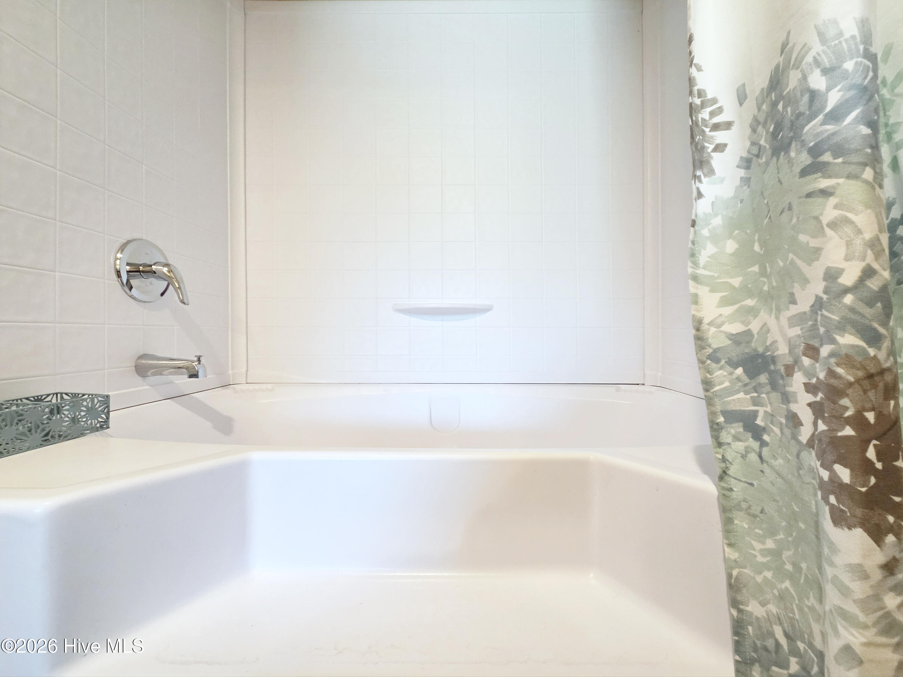 100563210 | Photo 20