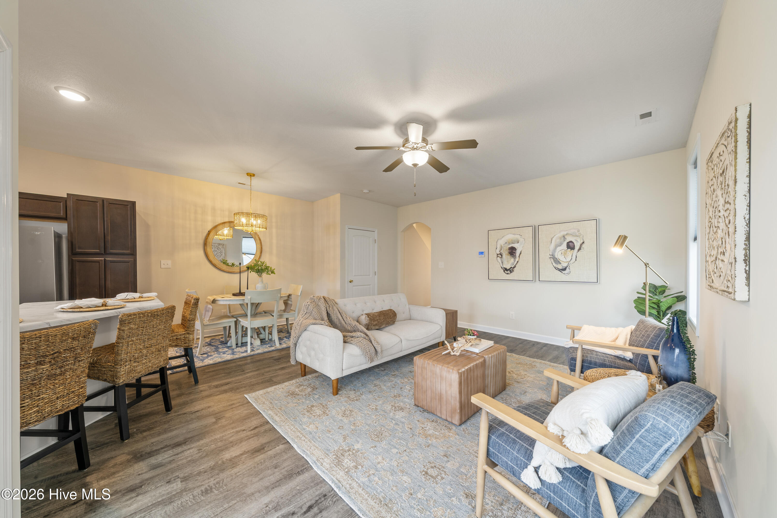 100552884 | Photo 11