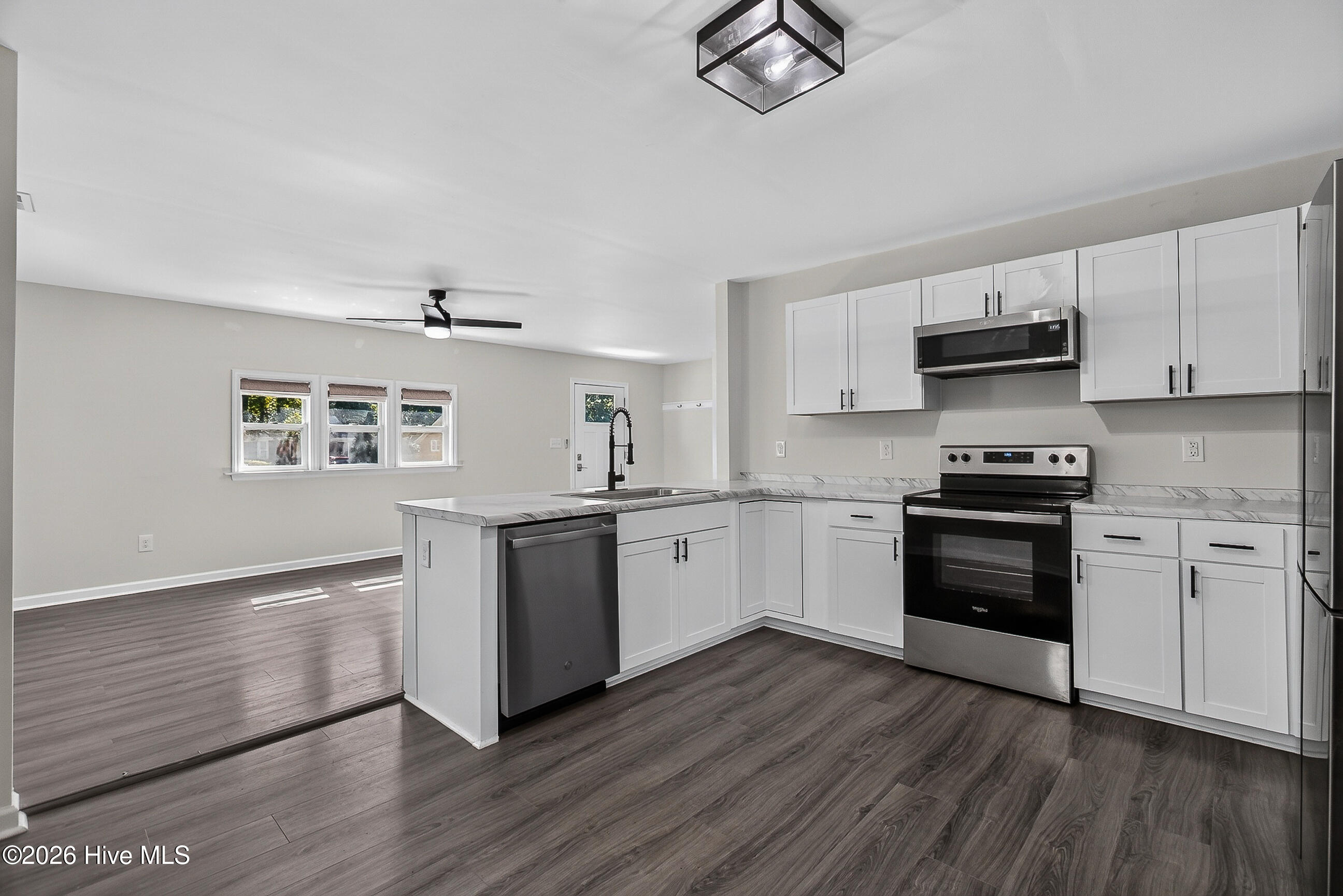 305 White Oak Street,Jacksonville