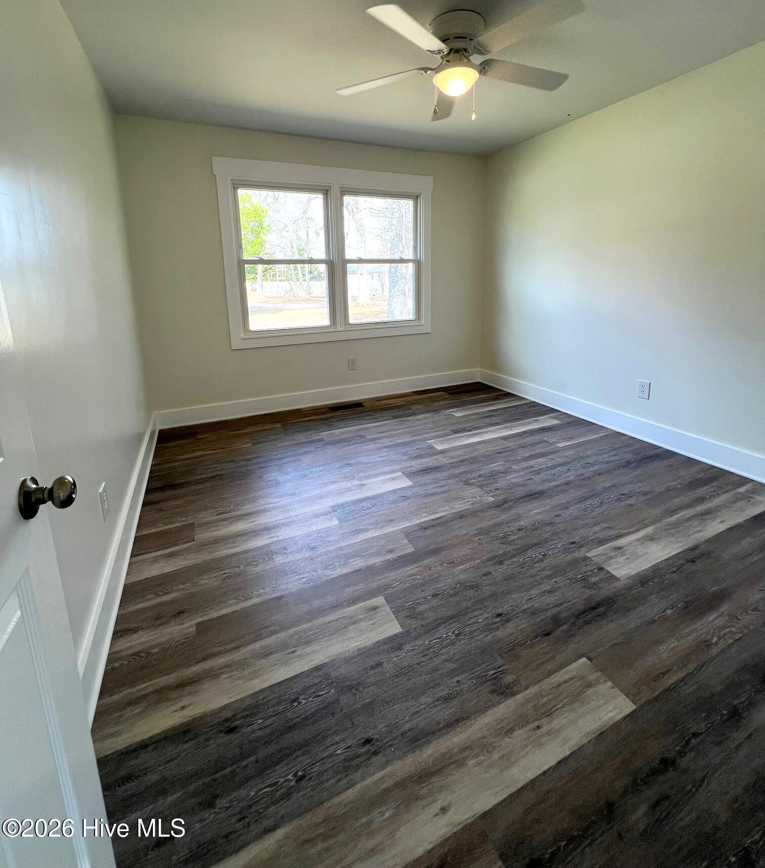 100559659 | Photo 22