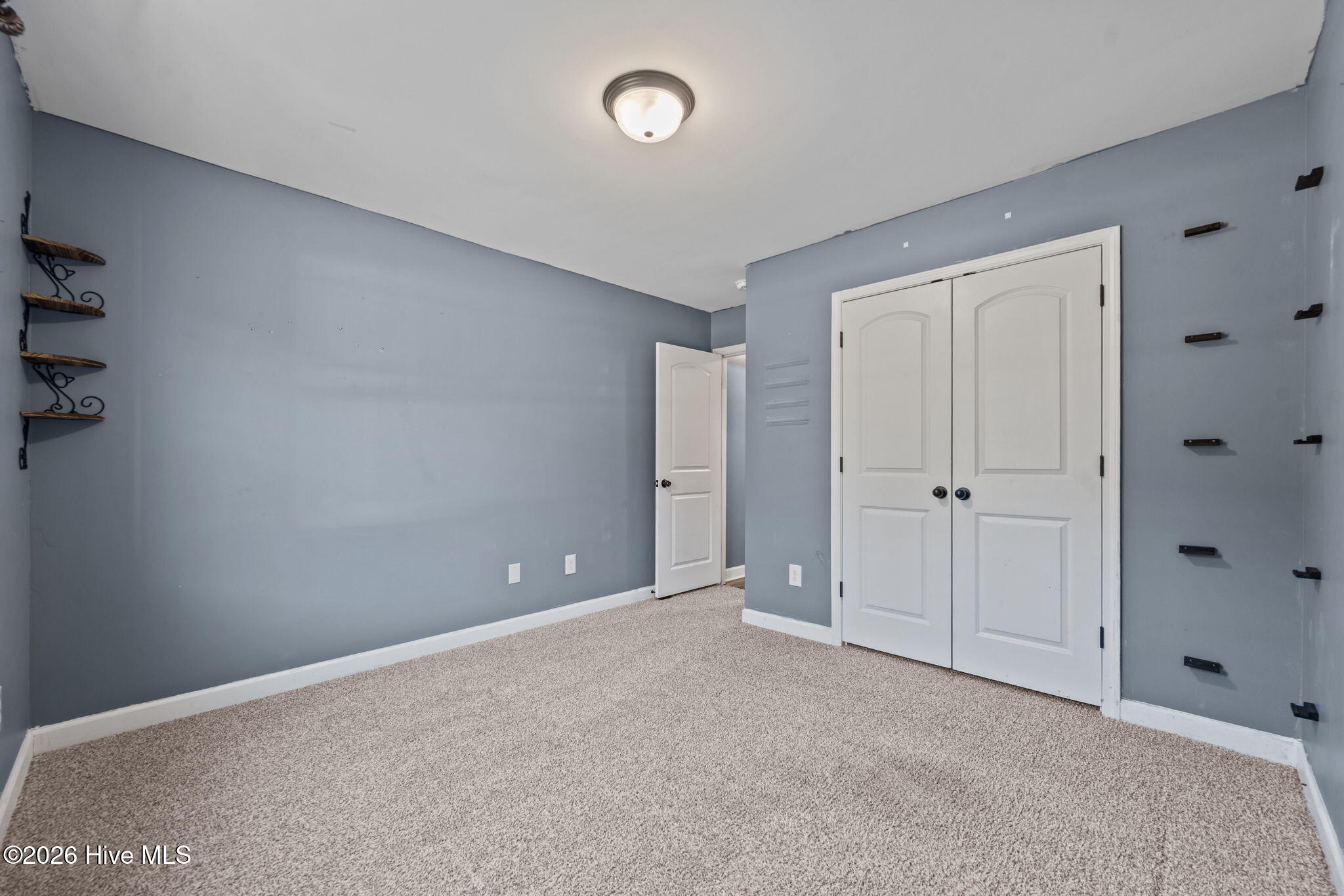 100547902 | Photo 32