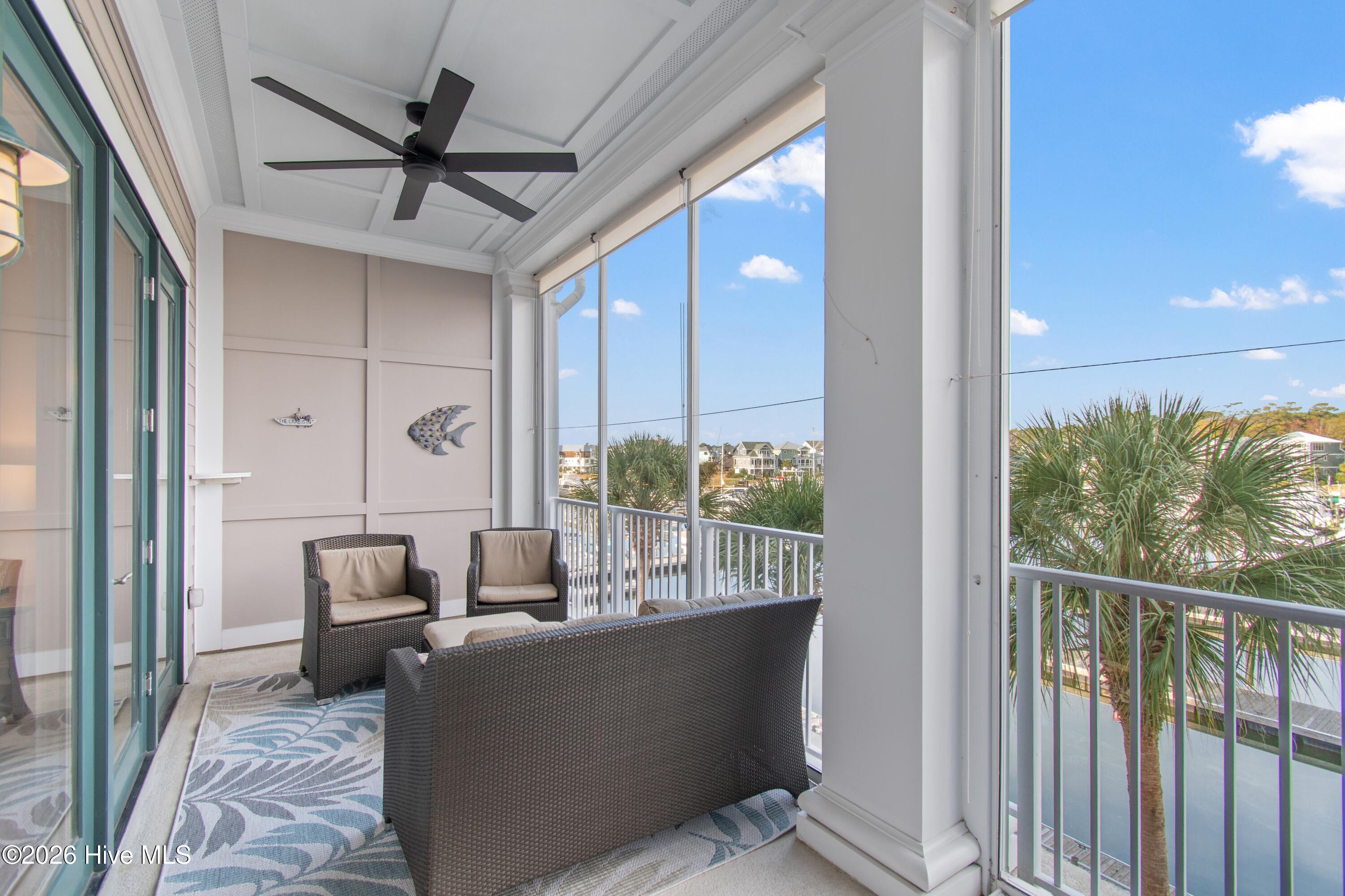 100551357 | Photo 23