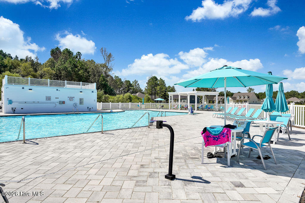 100567236 | Photo 15