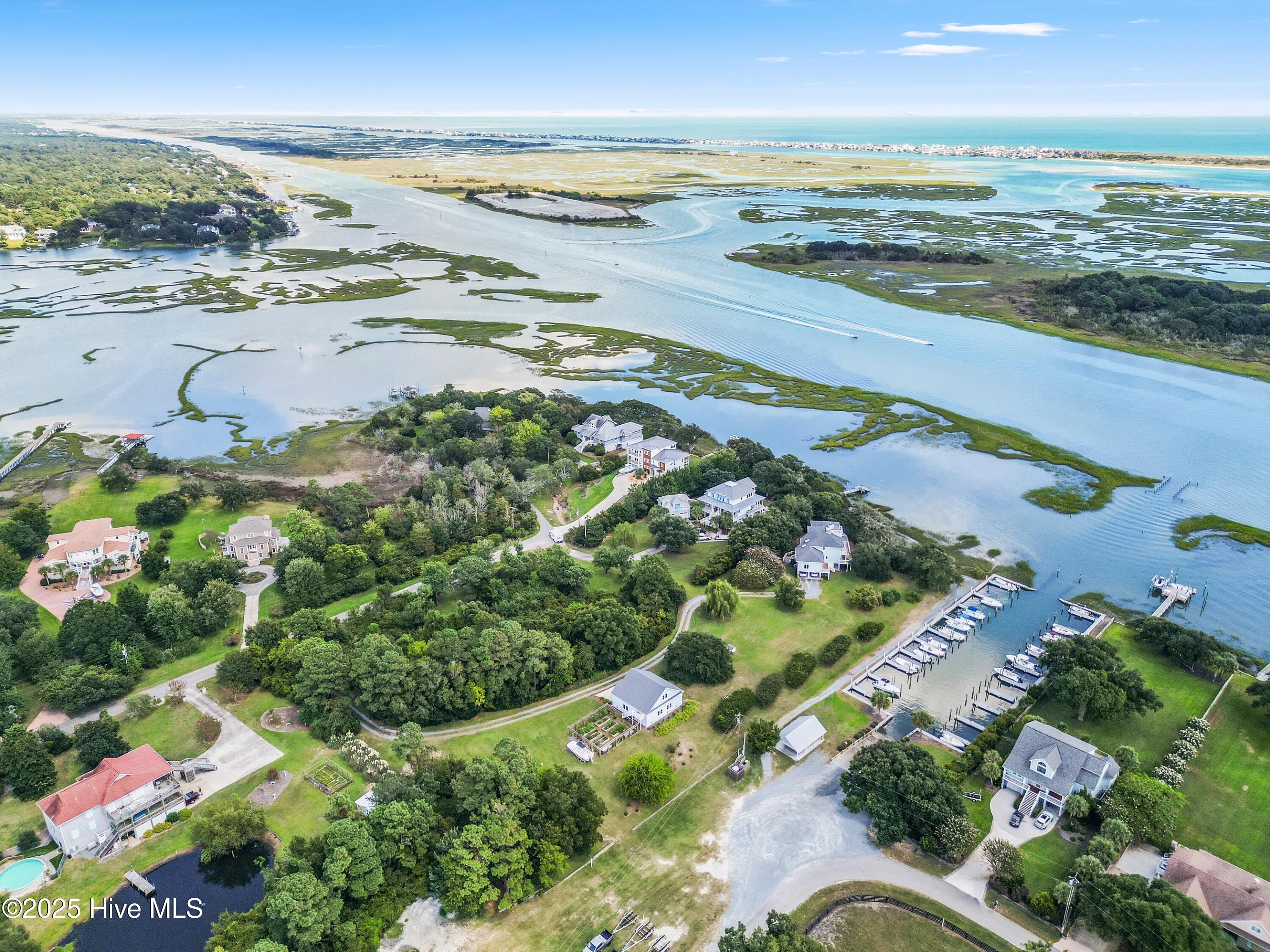 100528995 | Photo 11