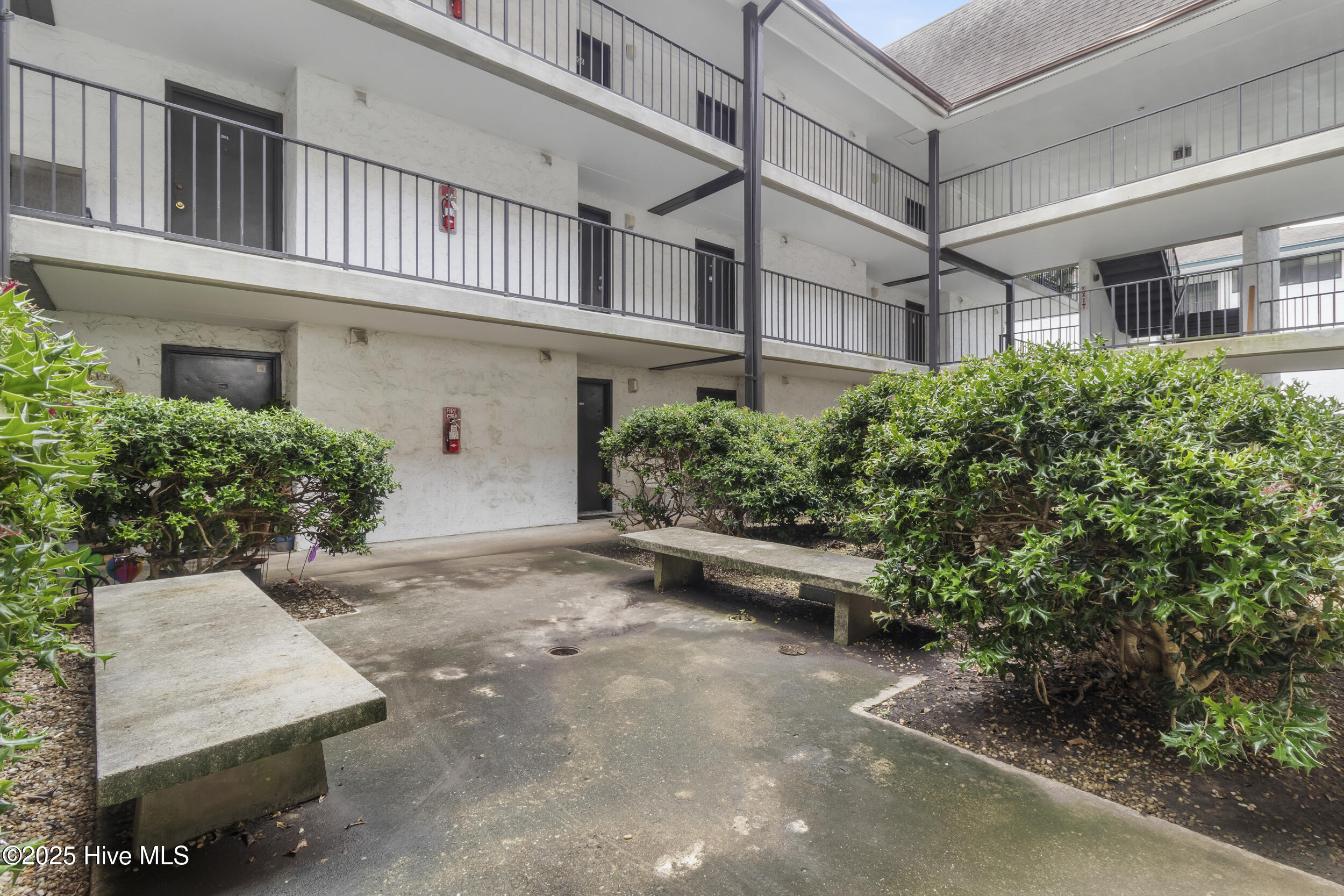 100533234 | Photo 17