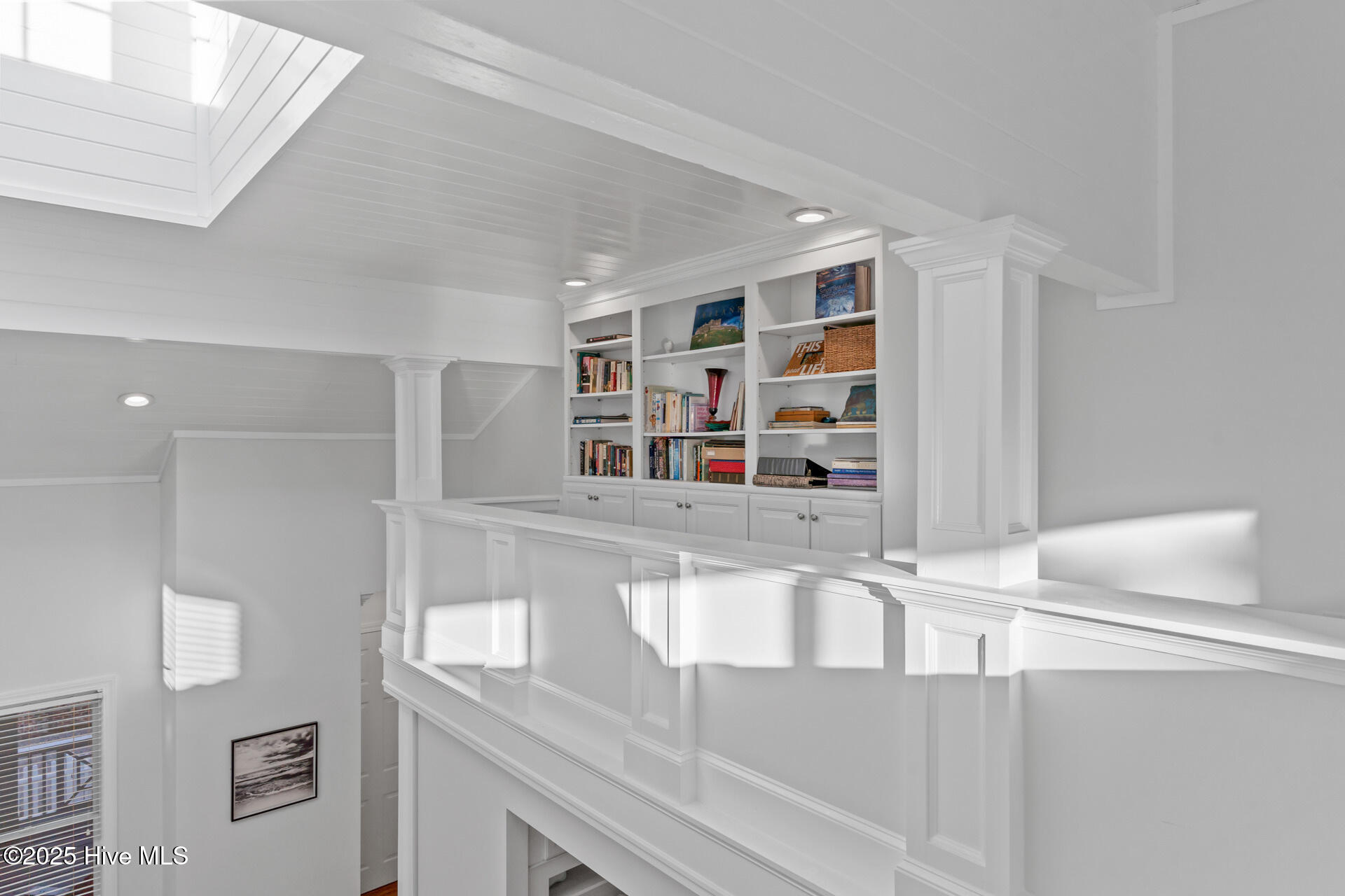 100521291 | Photo 54