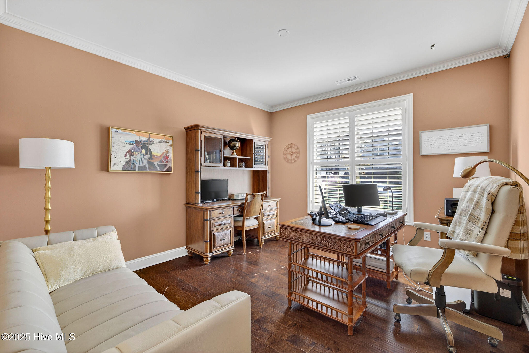 100543133 | Photo 30