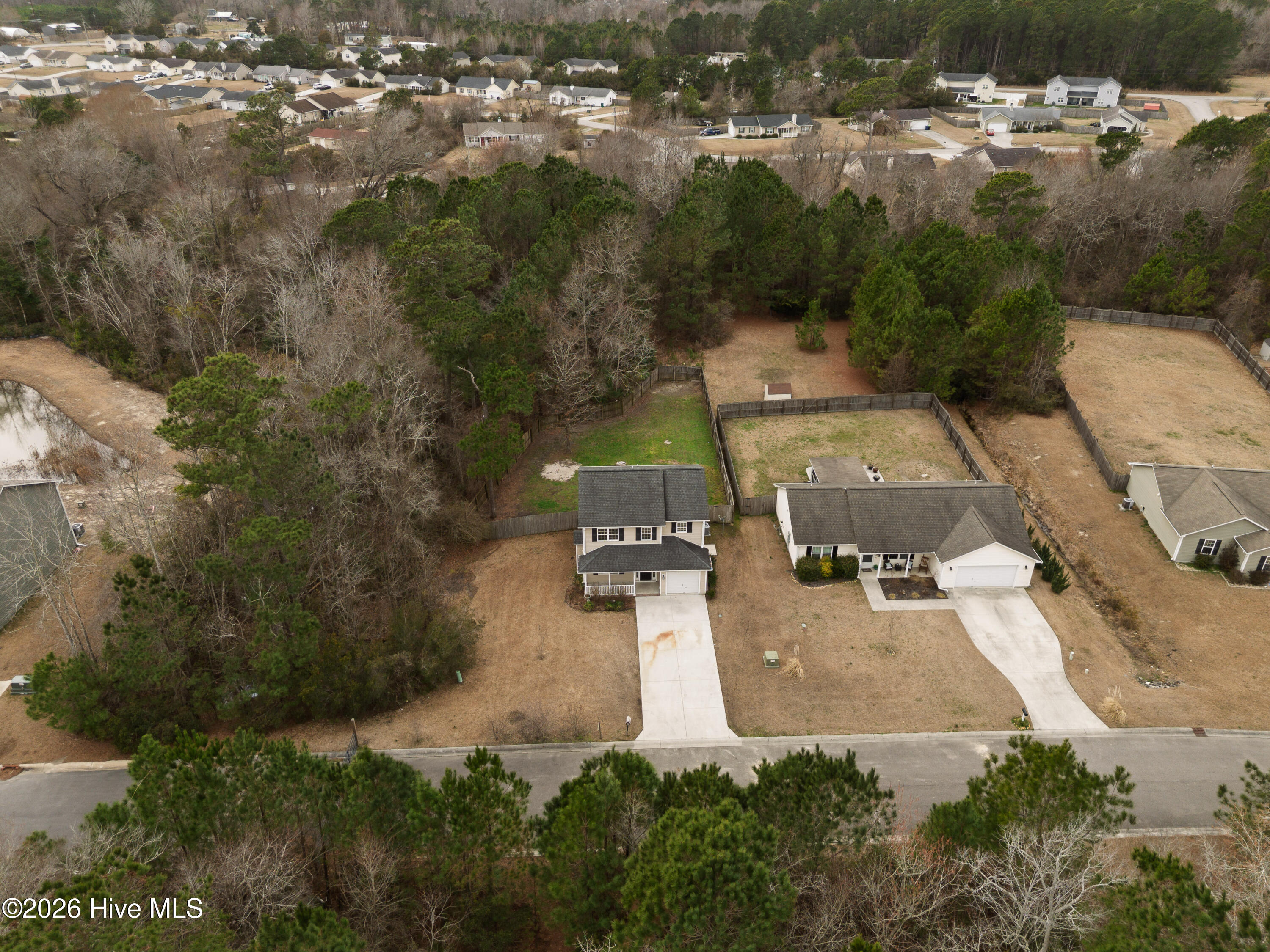 100557262 | Photo 55