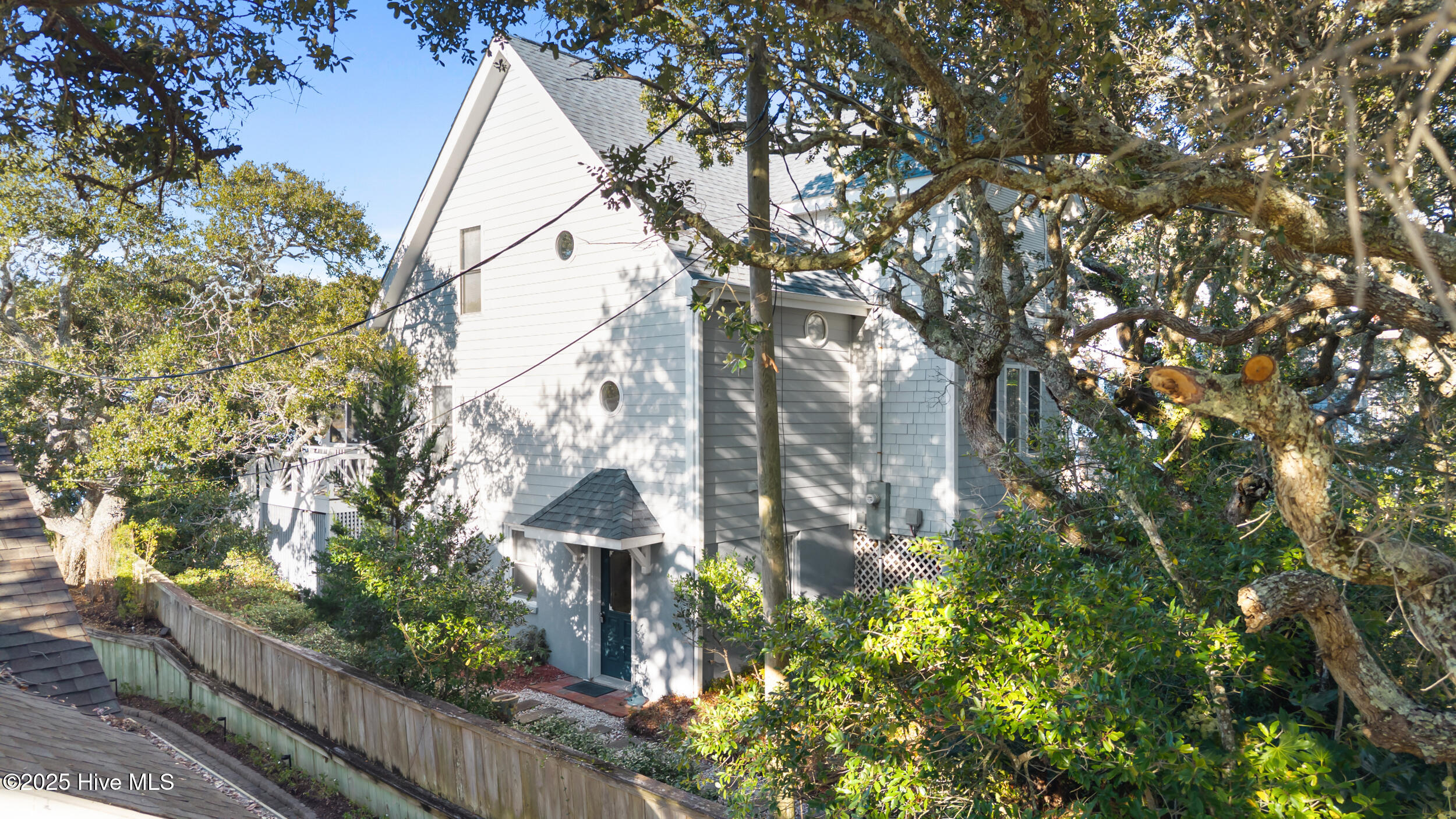 100545417 | Photo 31