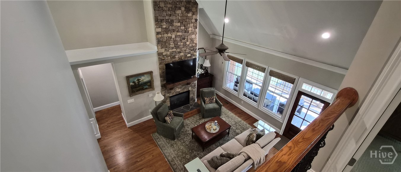 Living Room (from upstairs)