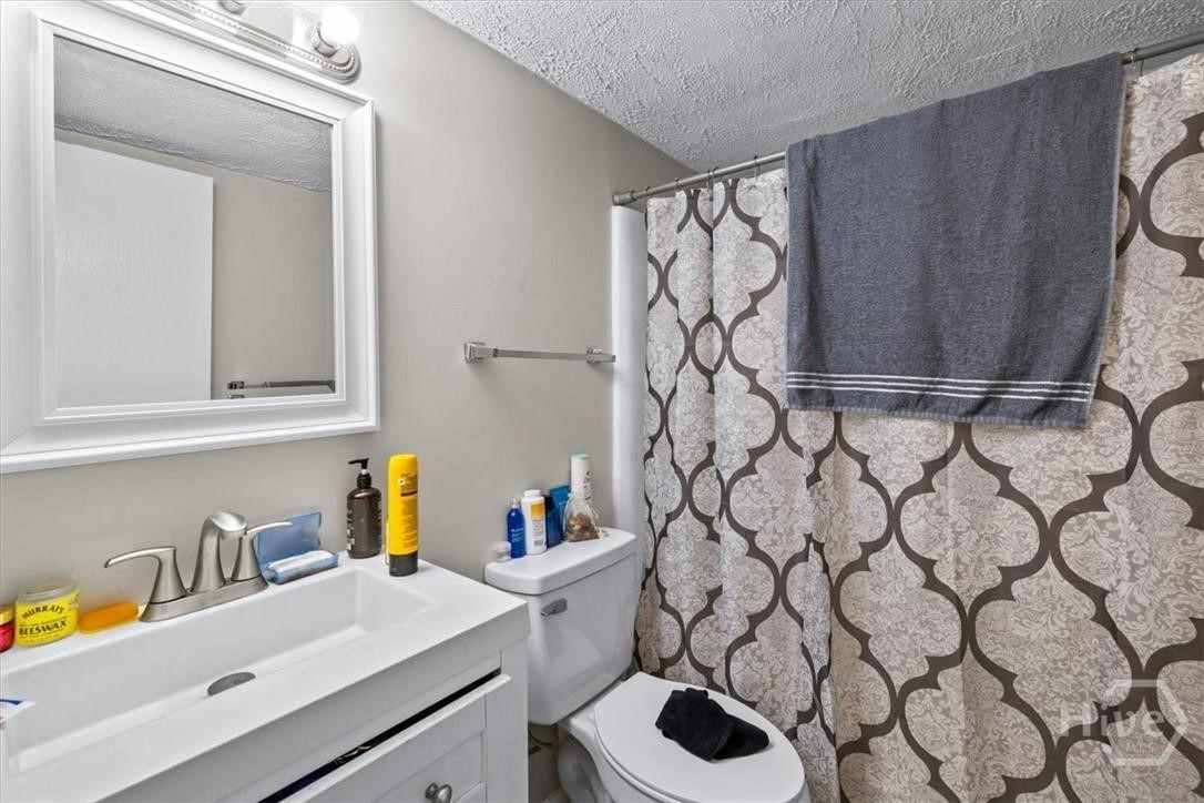 Hall Bathroom