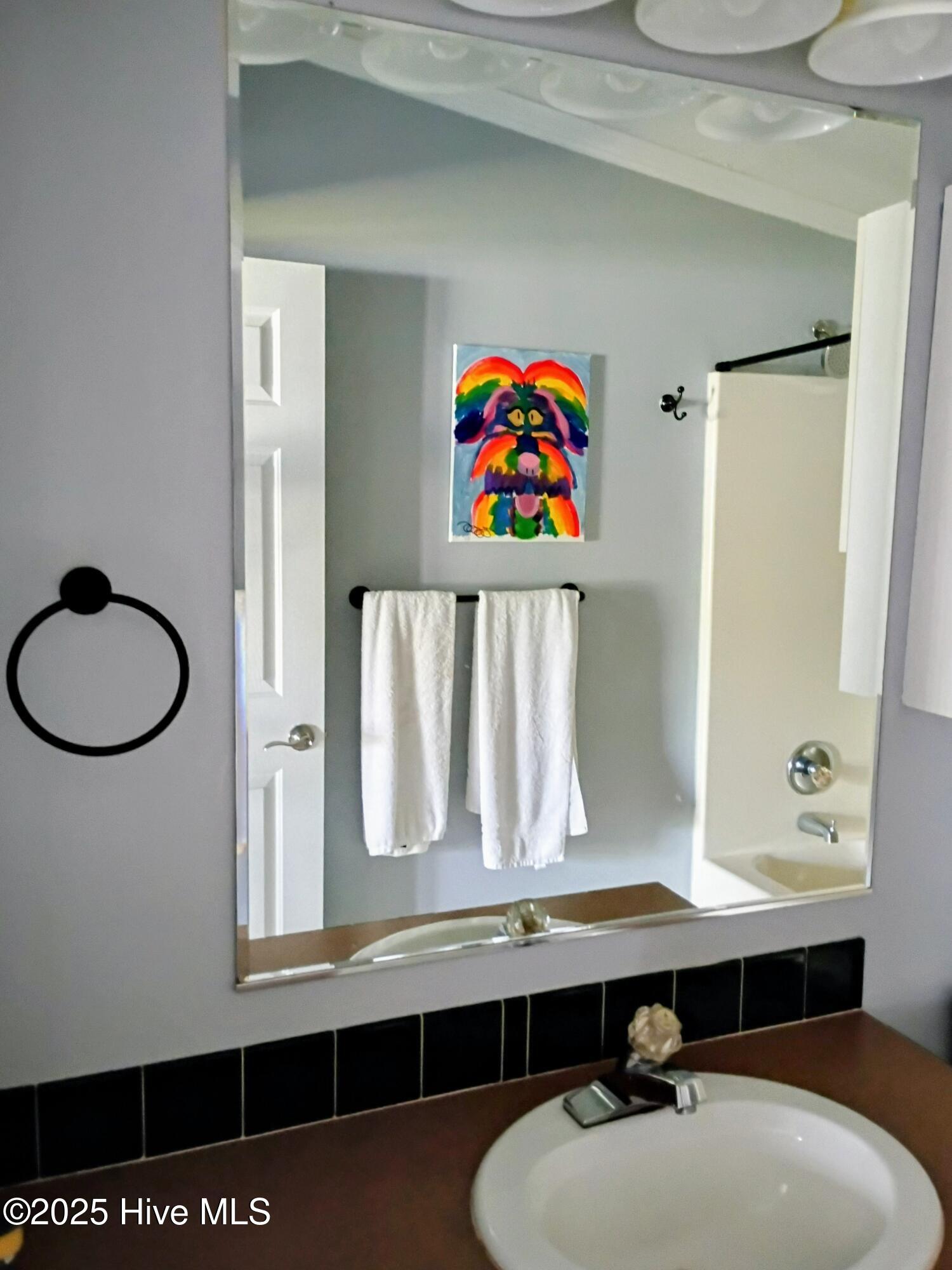 100519536 | Photo 21