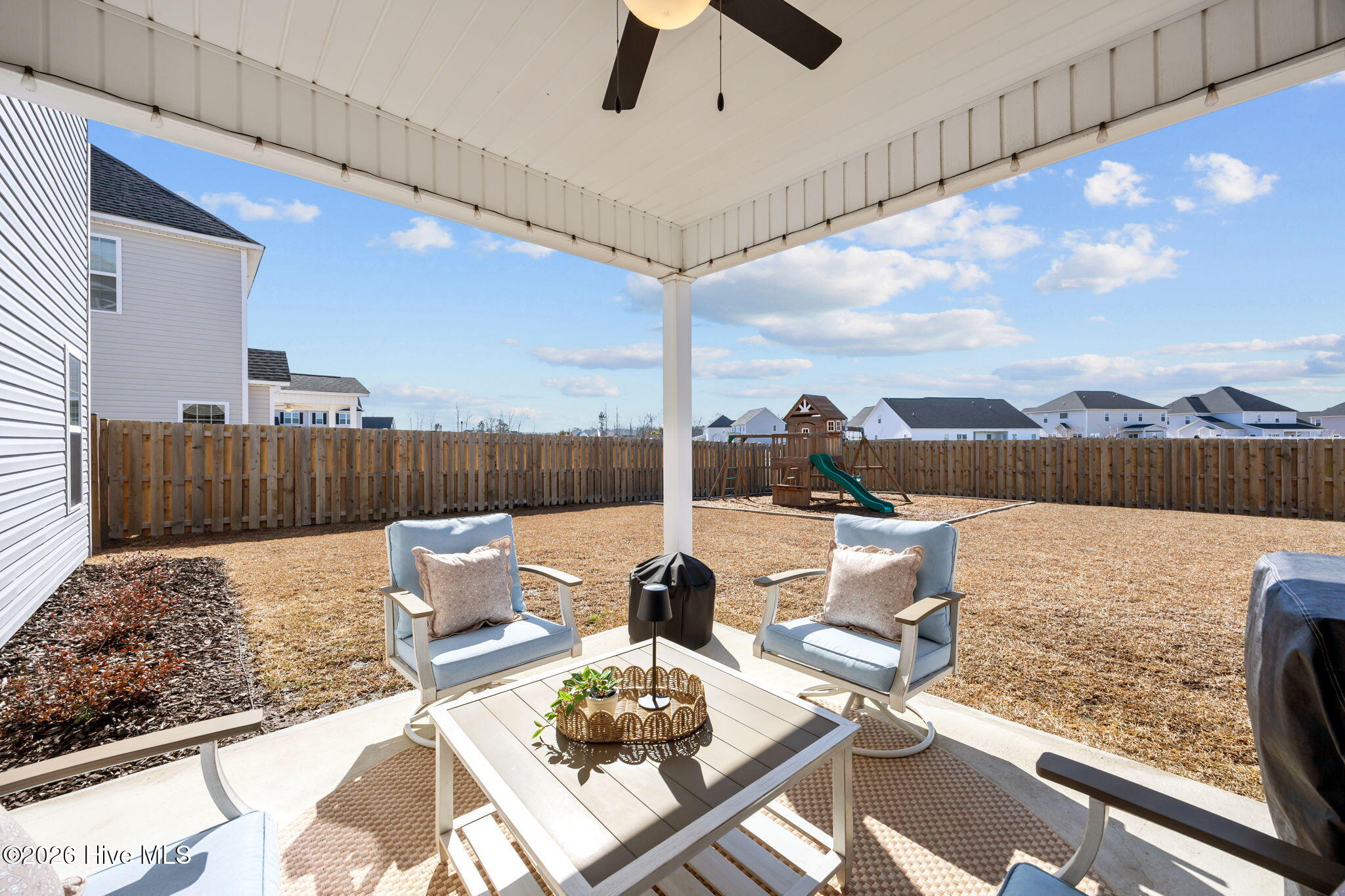 100555246 | Photo 38