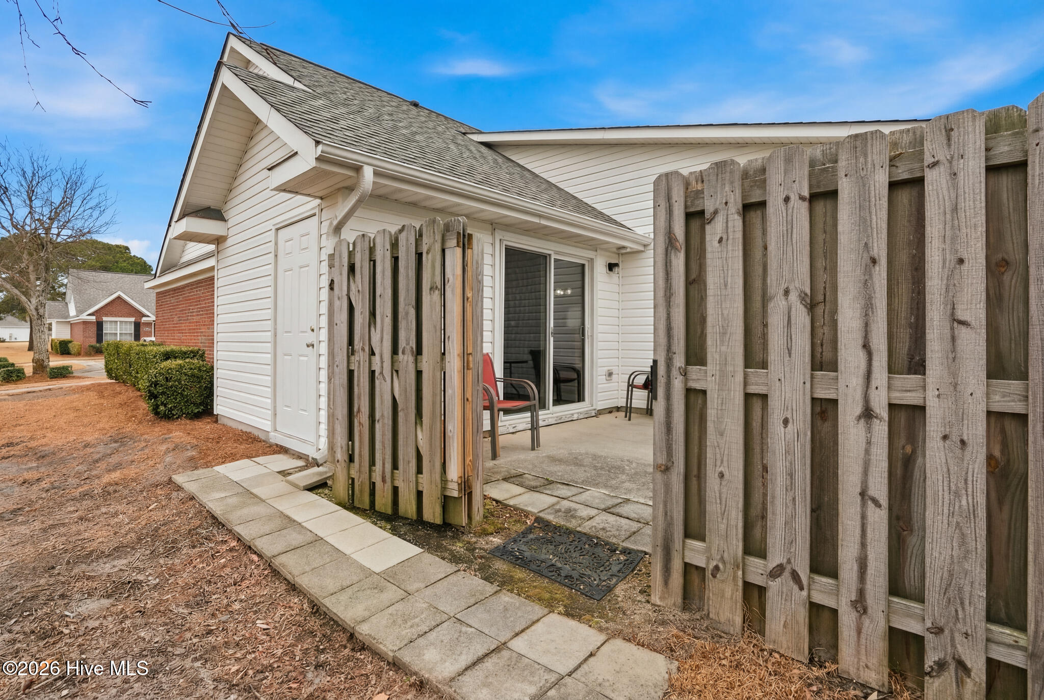 100555625 | Photo 30