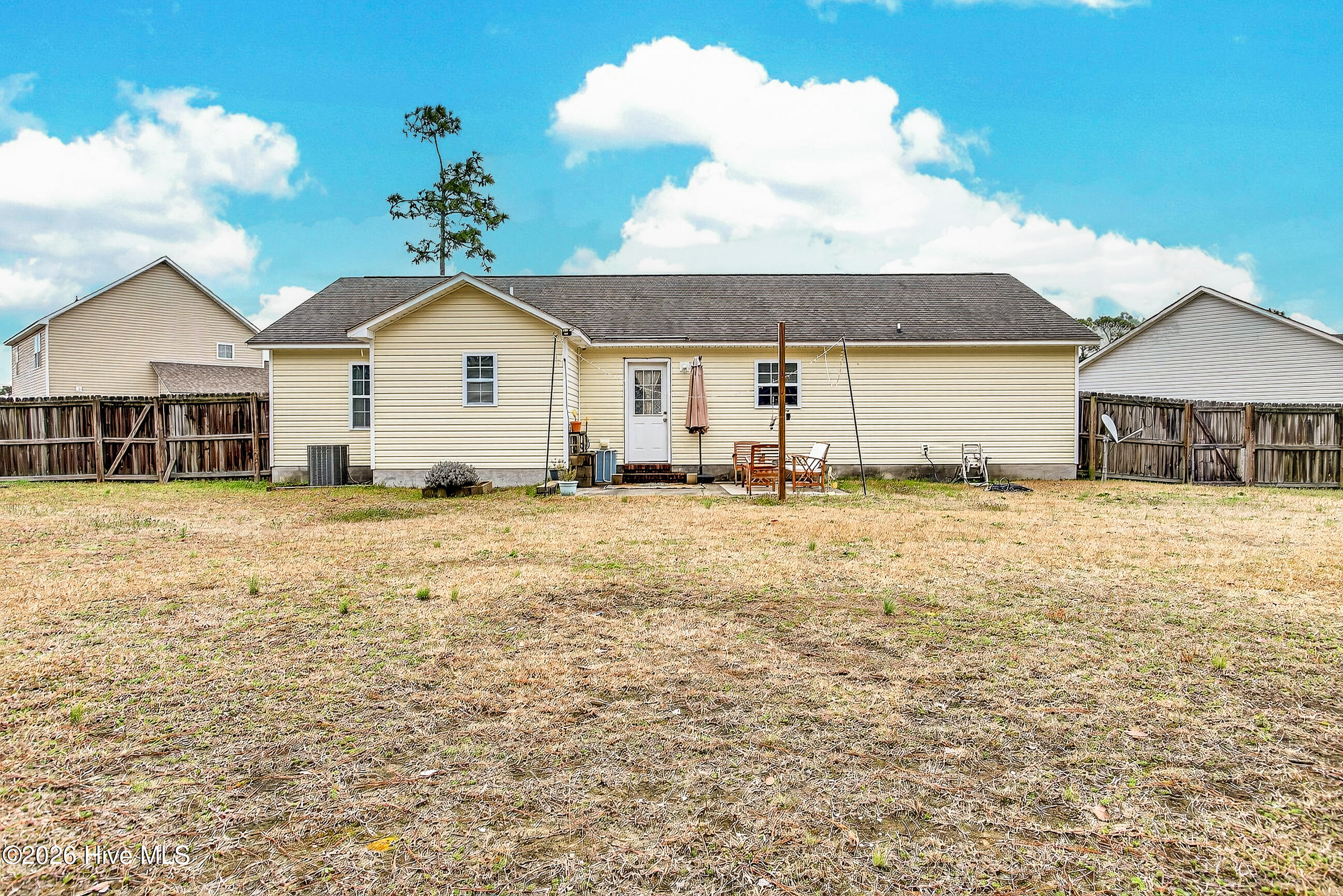 100559472 | Photo 23