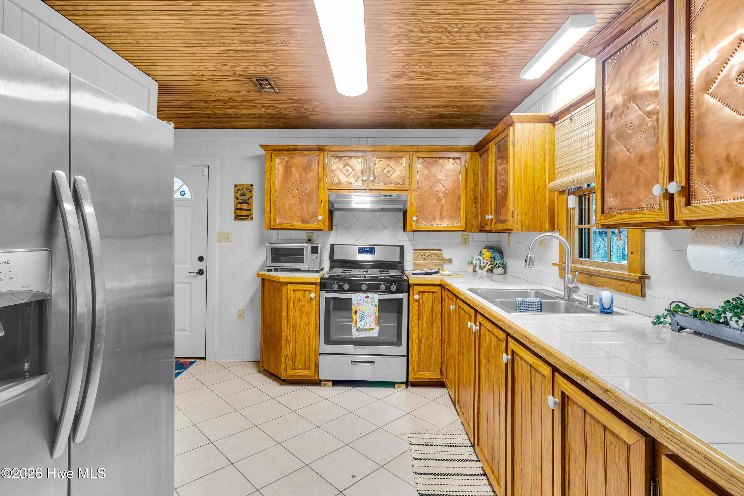 687 Alligator Creek Road,Merritt