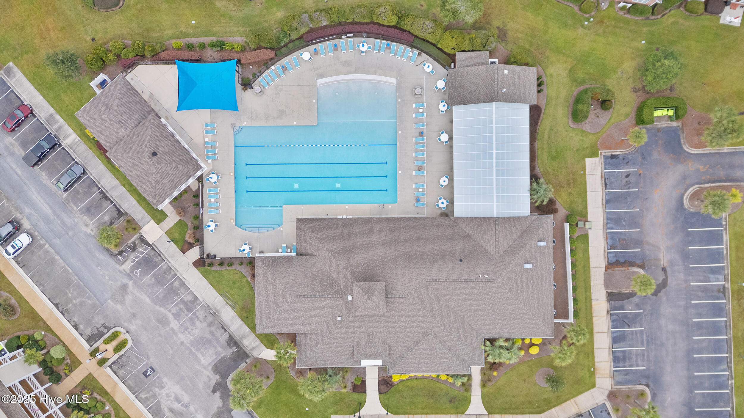 100536659 | Photo 52