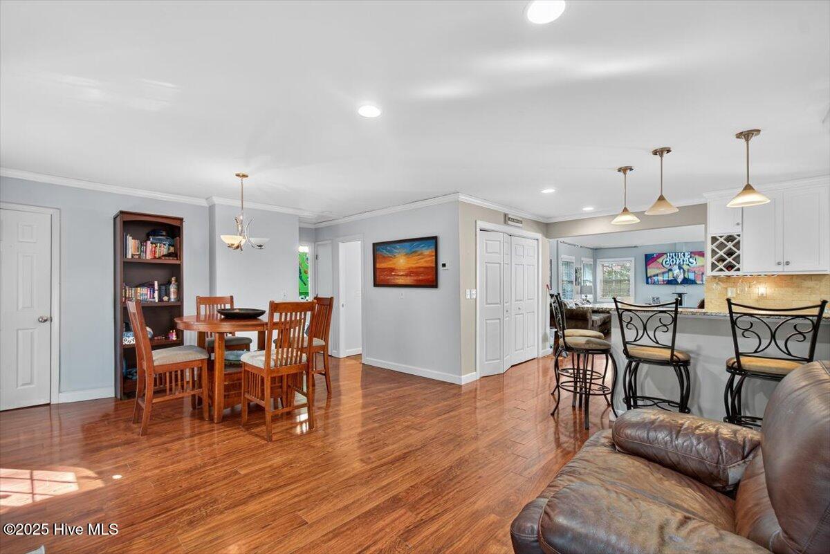 100539192 | Photo 26