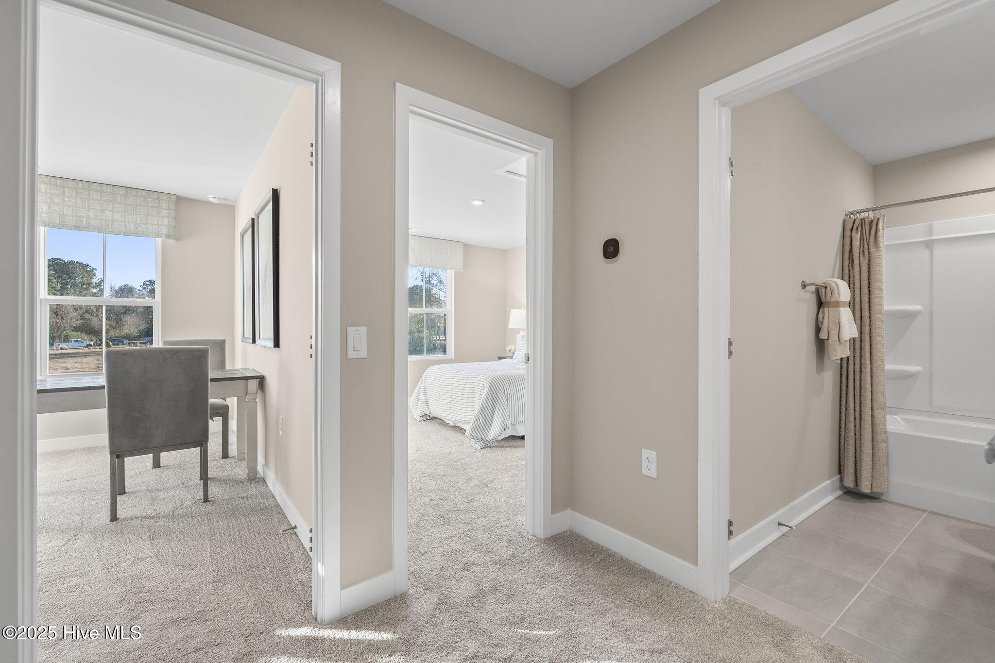 100545302 | Photo 26