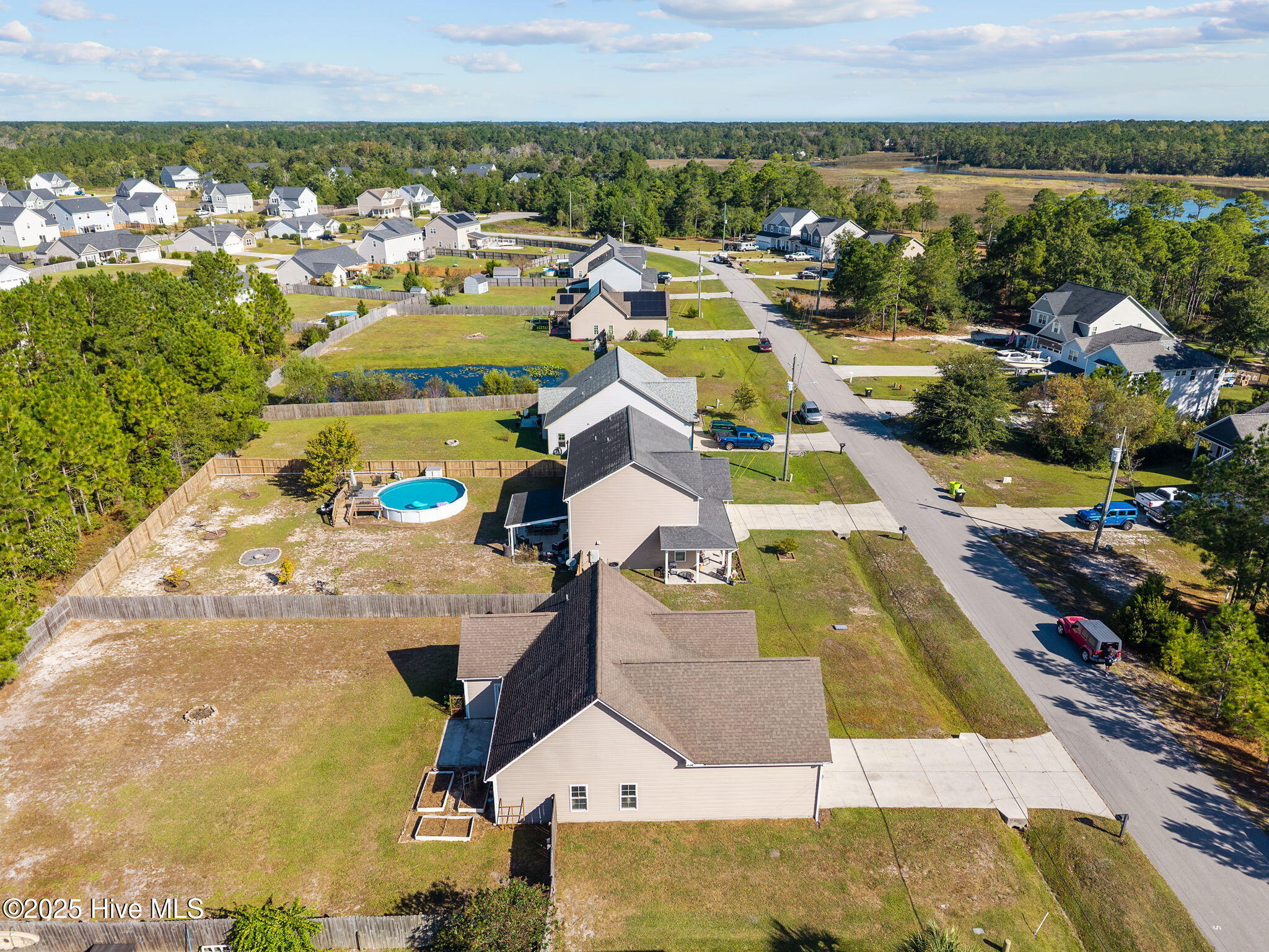 100562550 | Photo 32