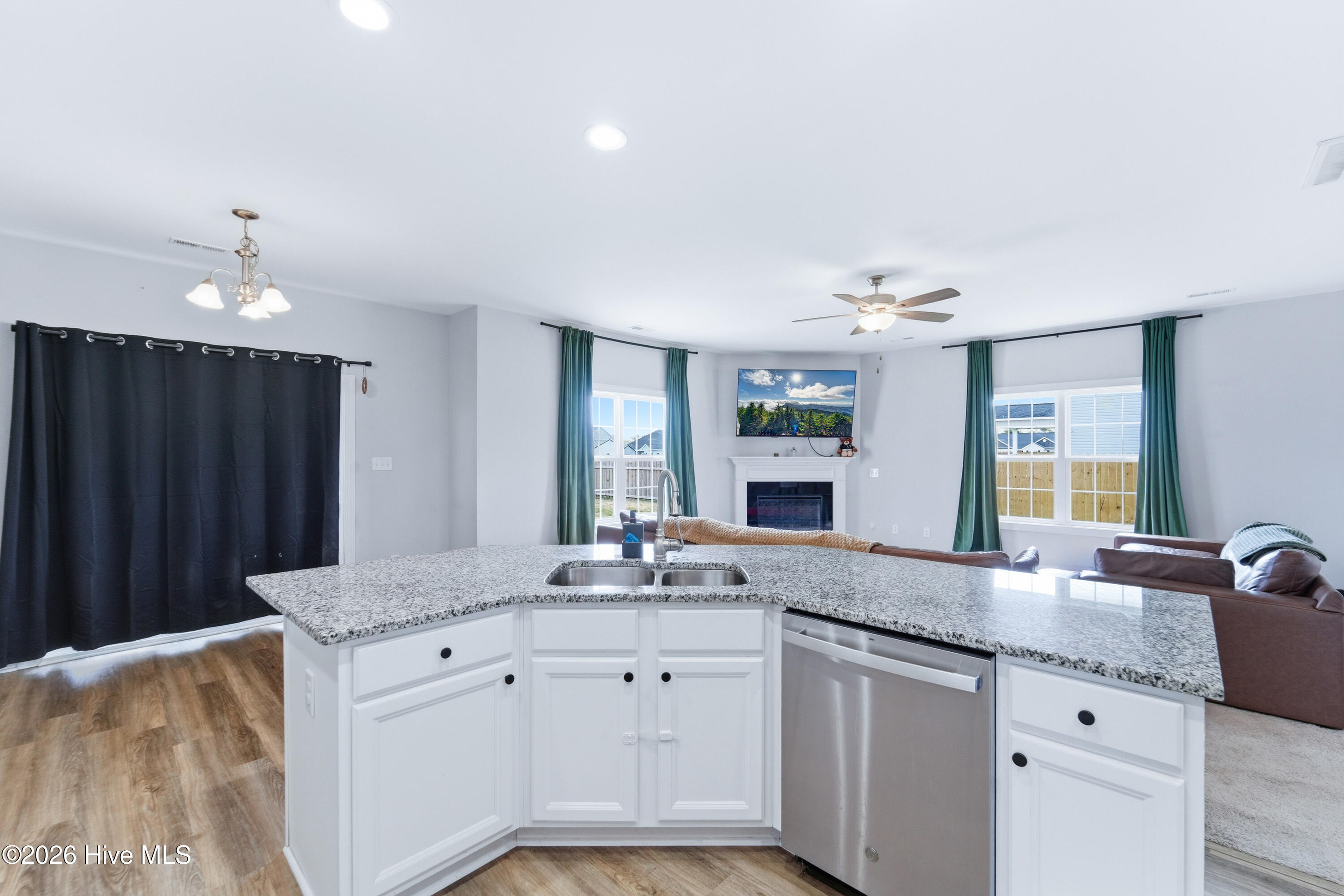 700 Puppy Drum Lane,Maysville