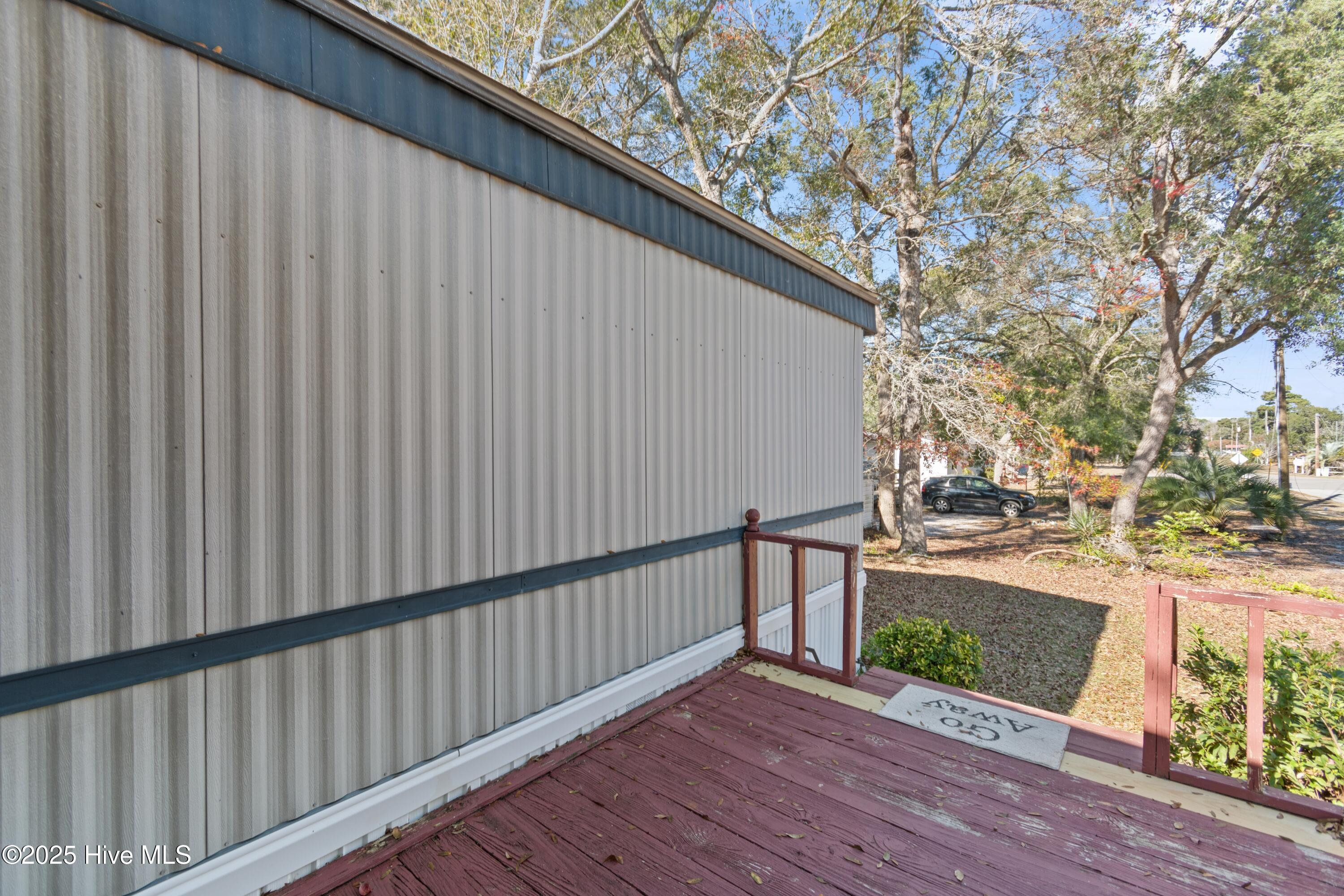 100543212 | Photo 31