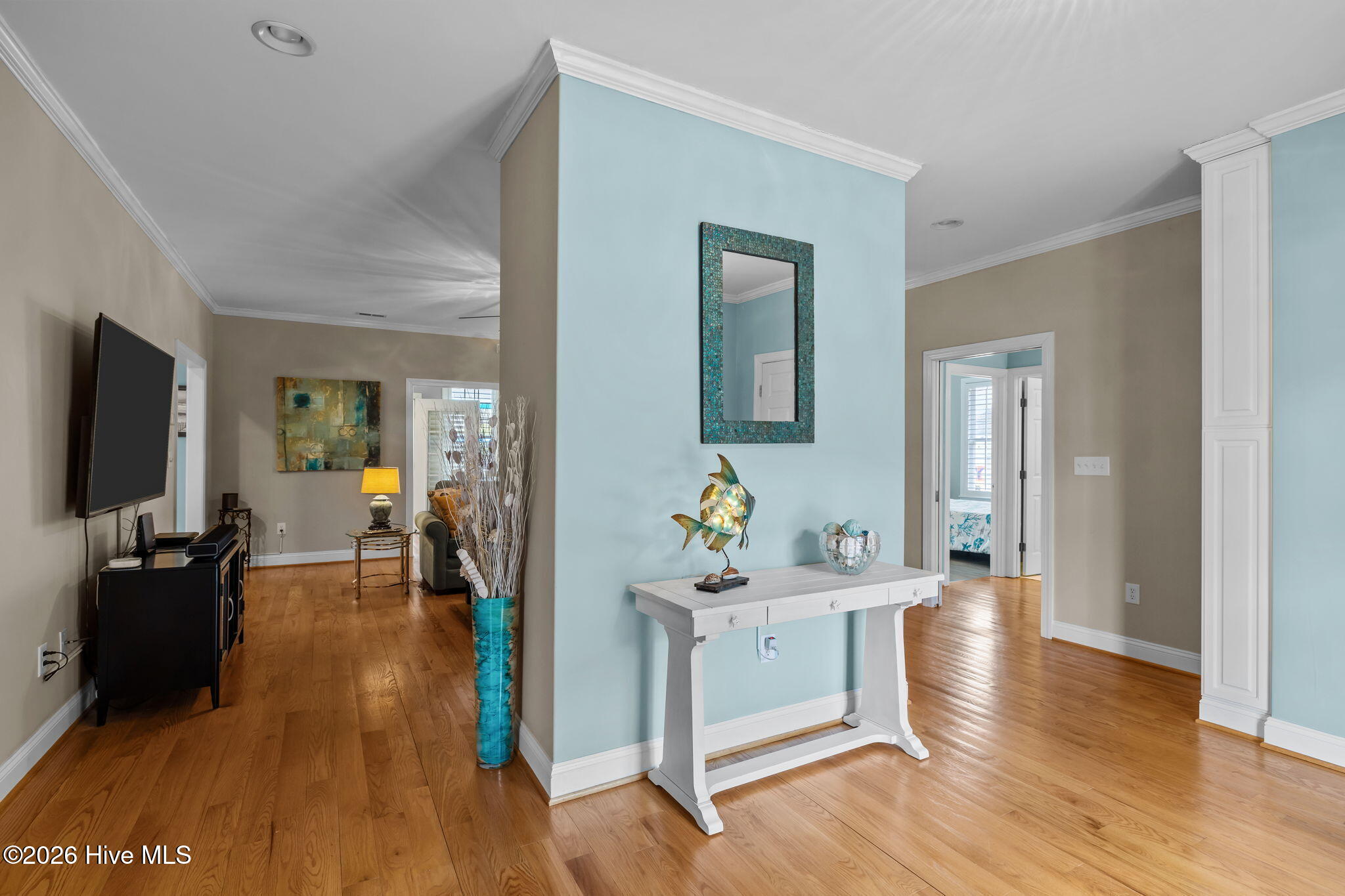 100555353 | Photo 11