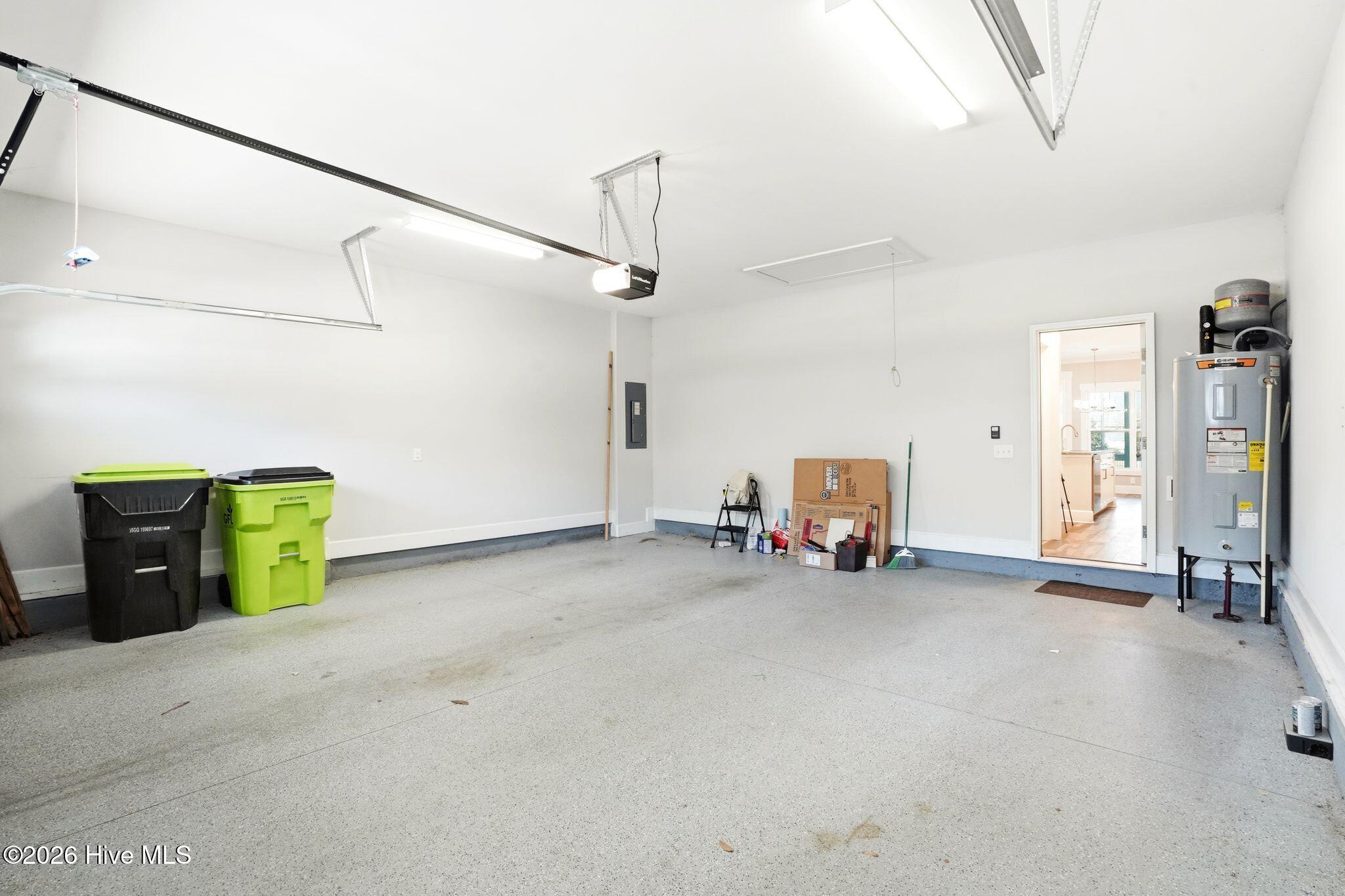 100565141 | Photo 27