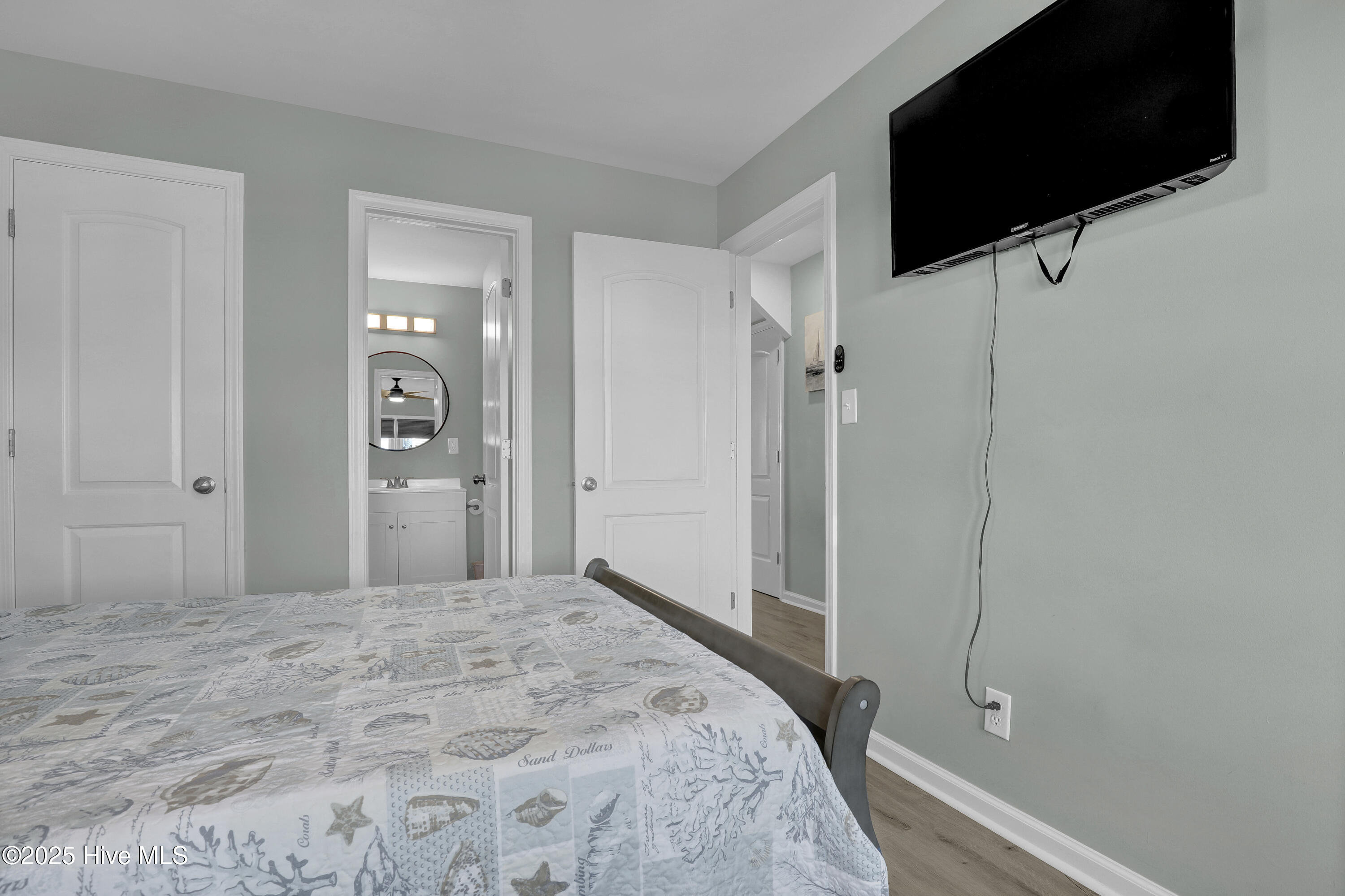 100543531 | Photo 12