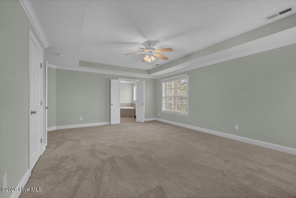 100552840 | Photo 14