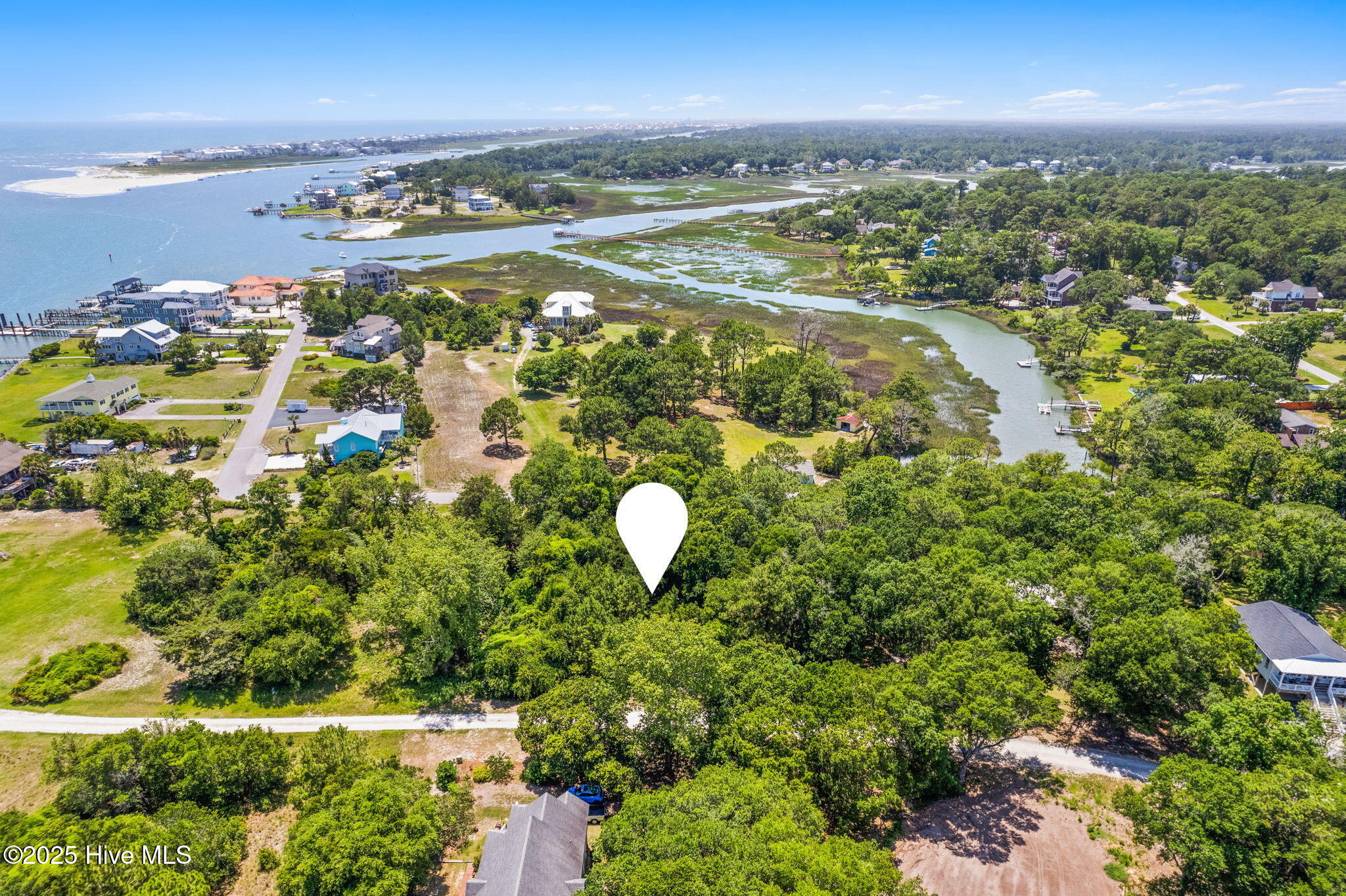 100519395 | Photo 10