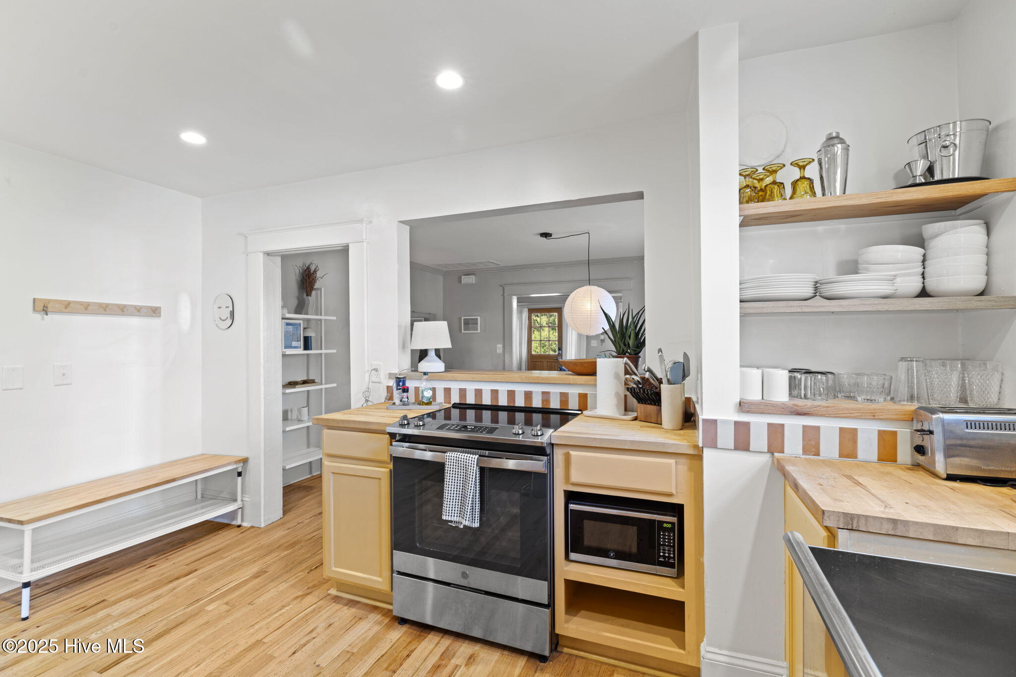 100531966 | Photo 24