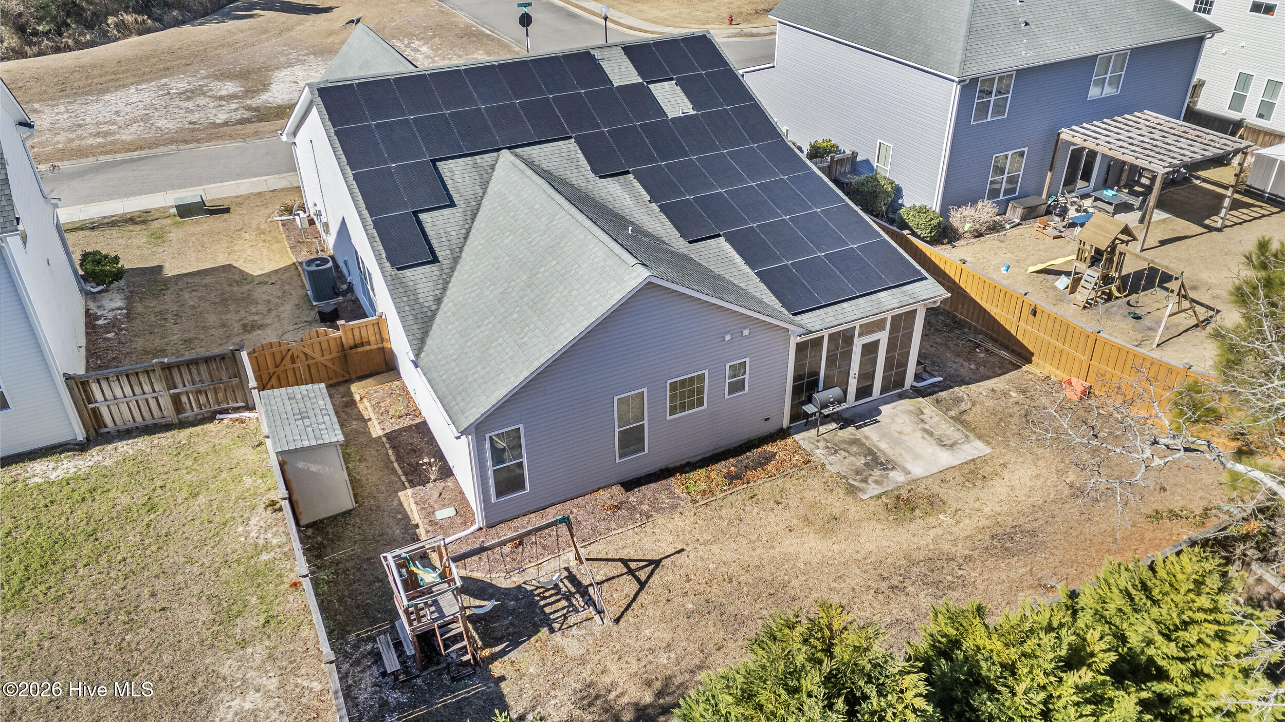 100552443 | Photo 31