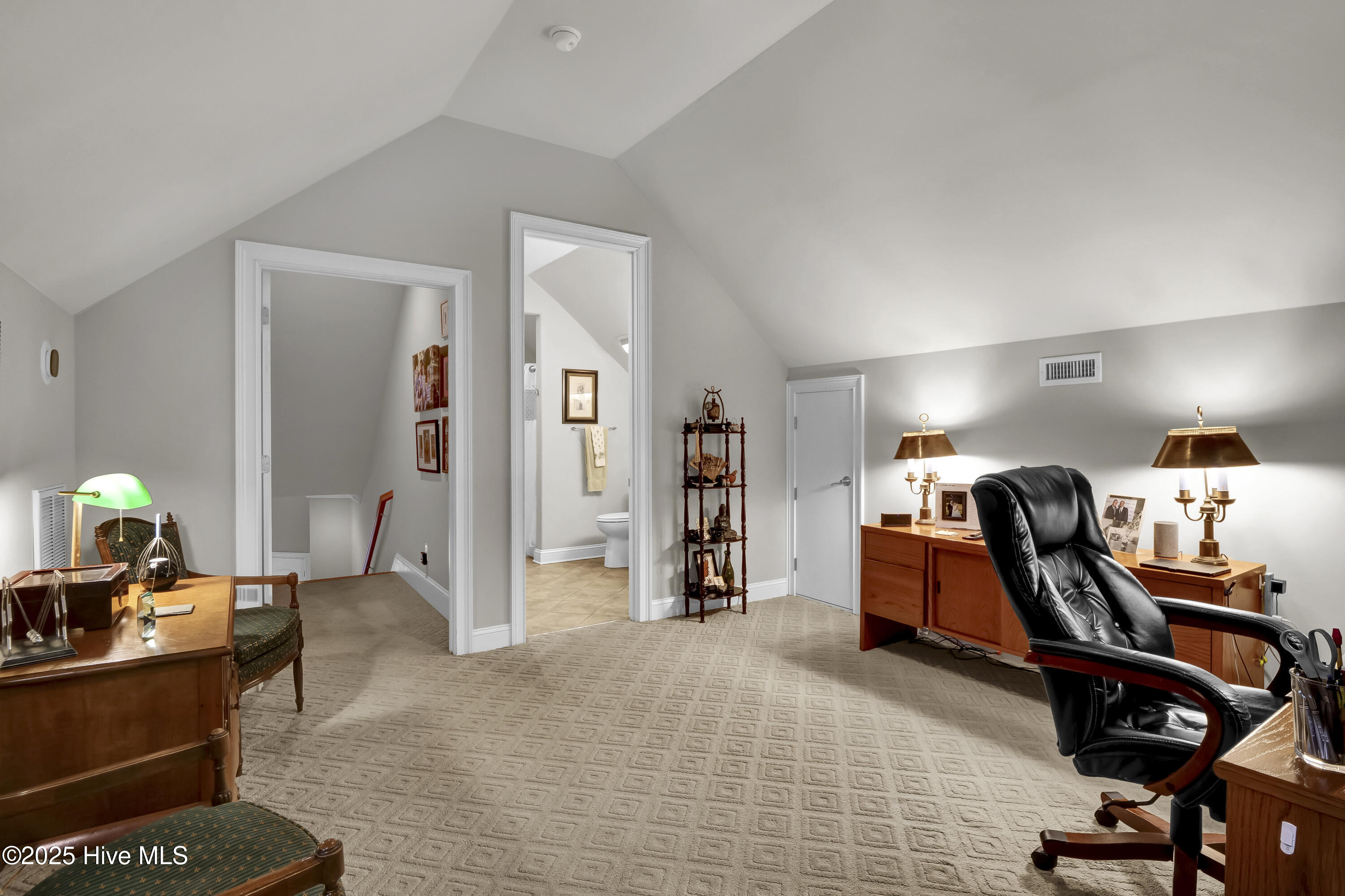 100494550 | Photo 37