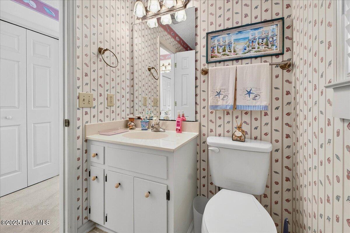 100532821 | Photo 33