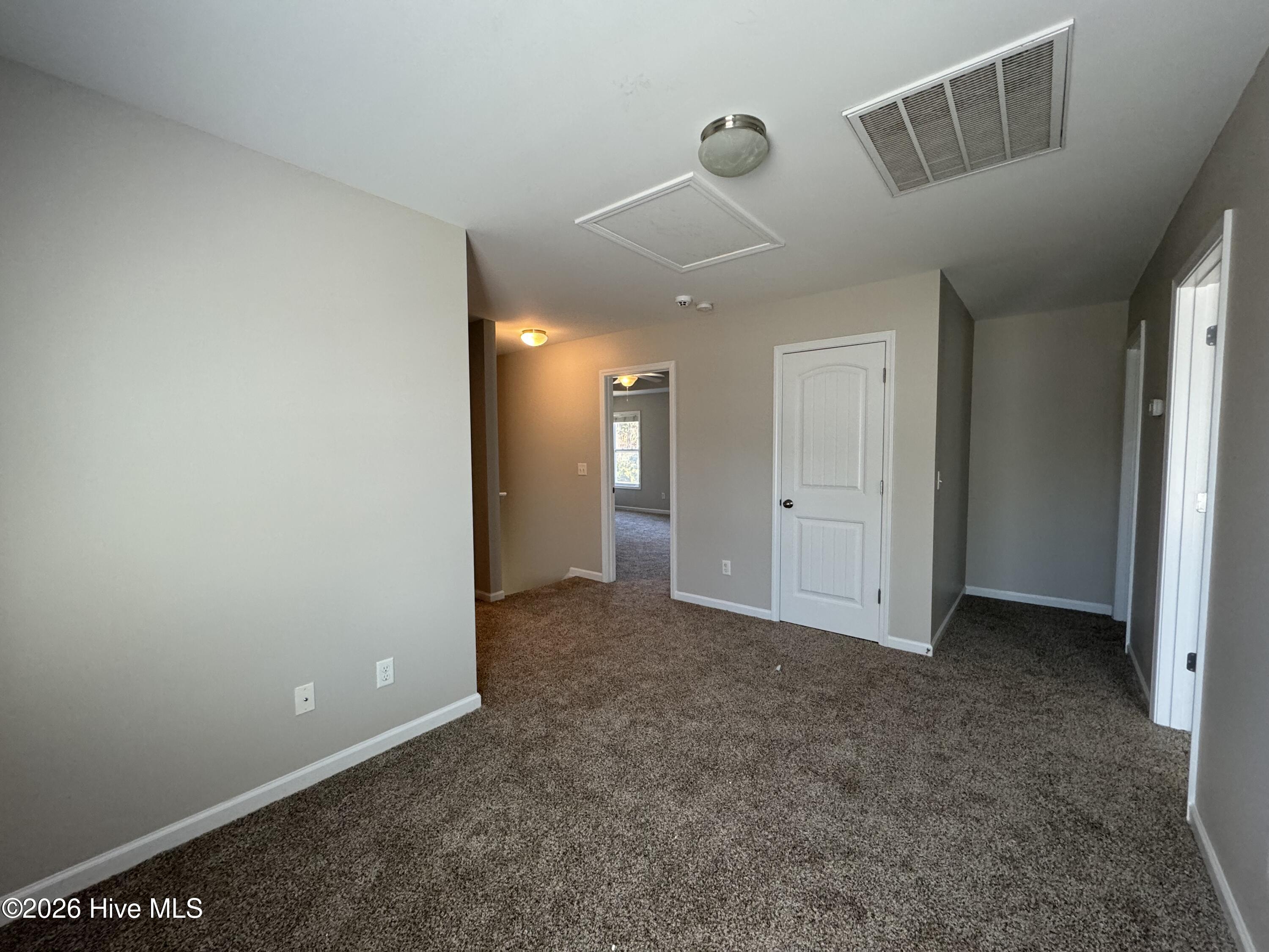 100549154 | Photo 29