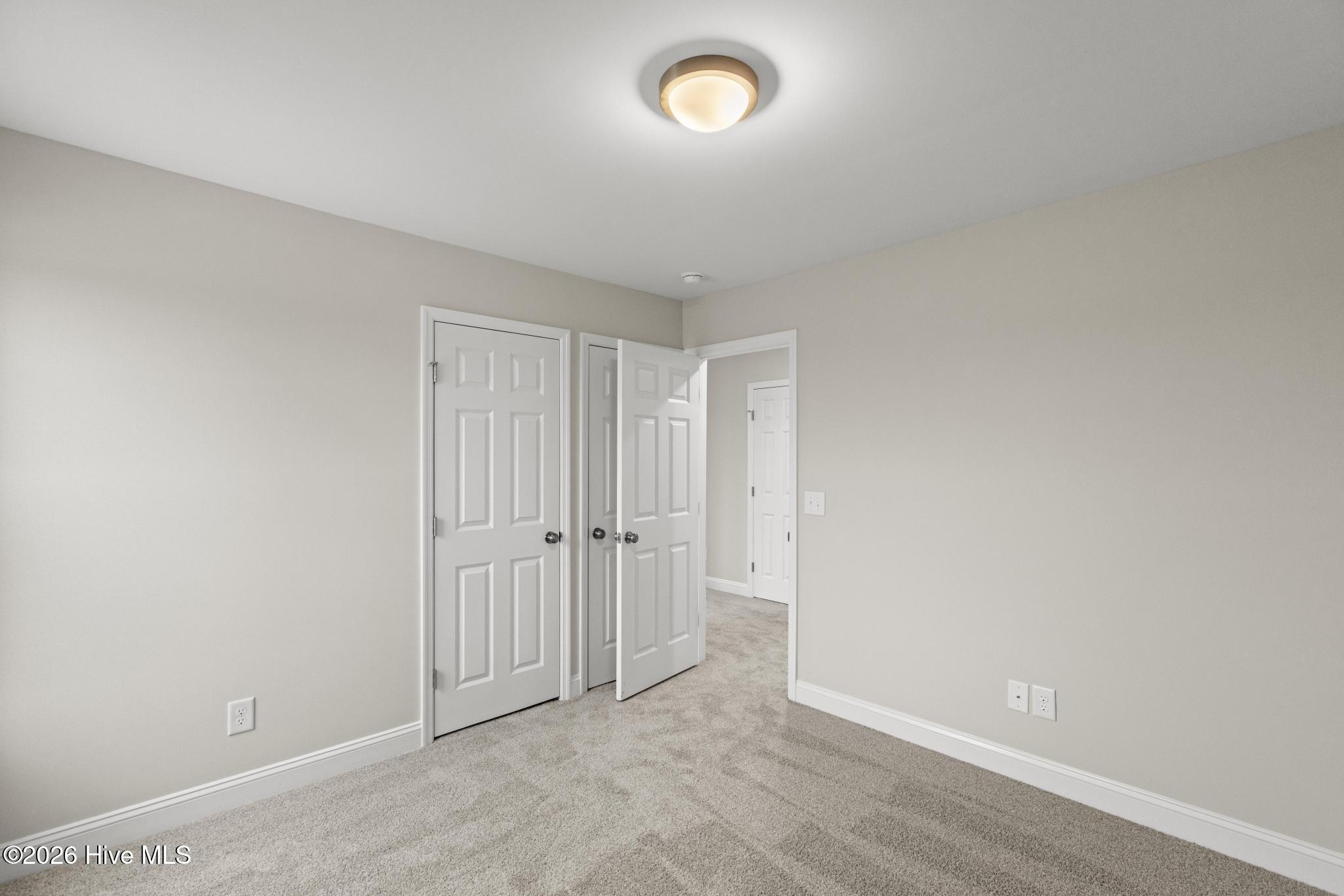 100516178 | Photo 23