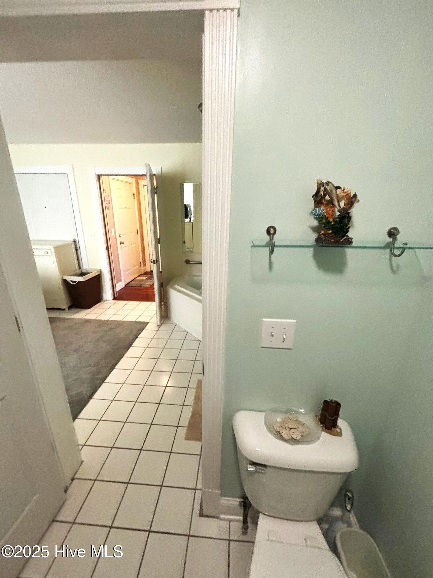 100543239 | Photo 18