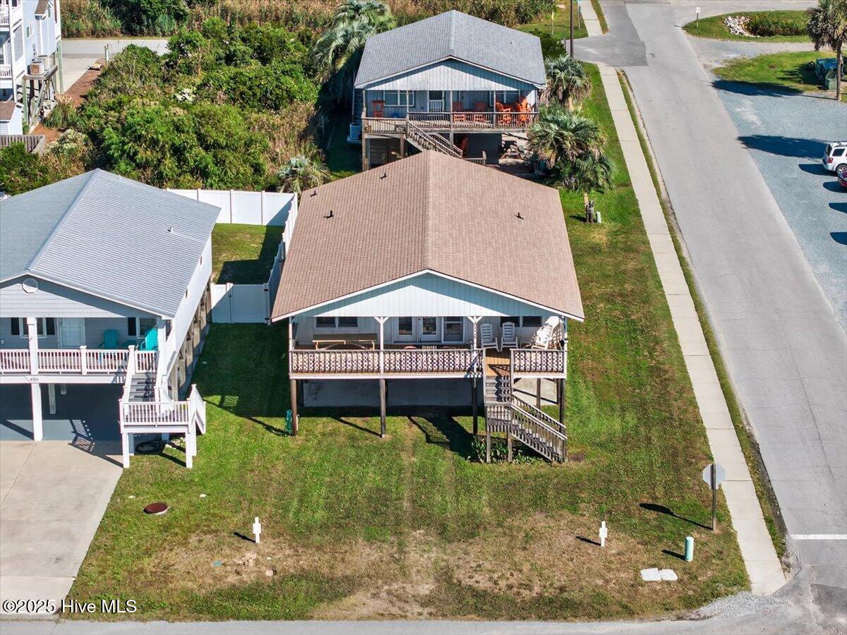 100536675 | Photo 45