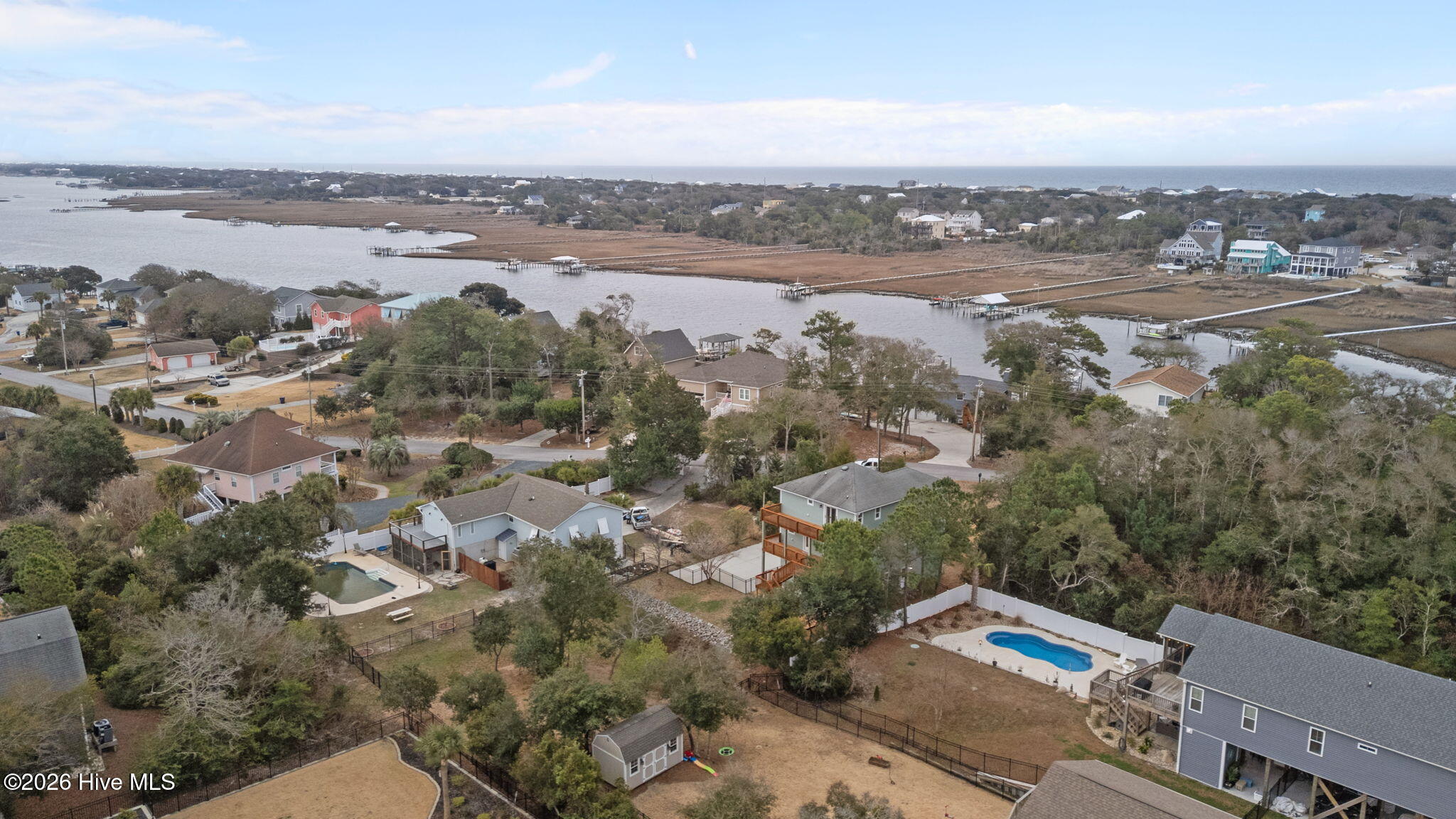 100553513 | Photo 47