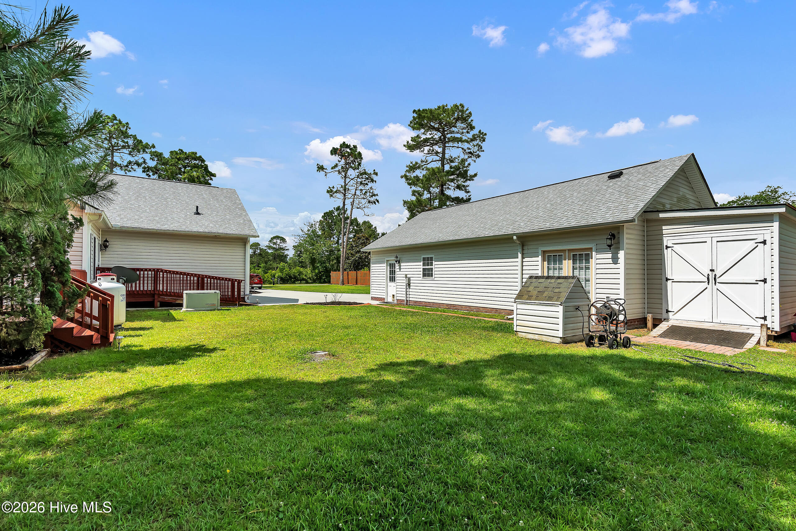 215 Winding Creek Way,Hubert