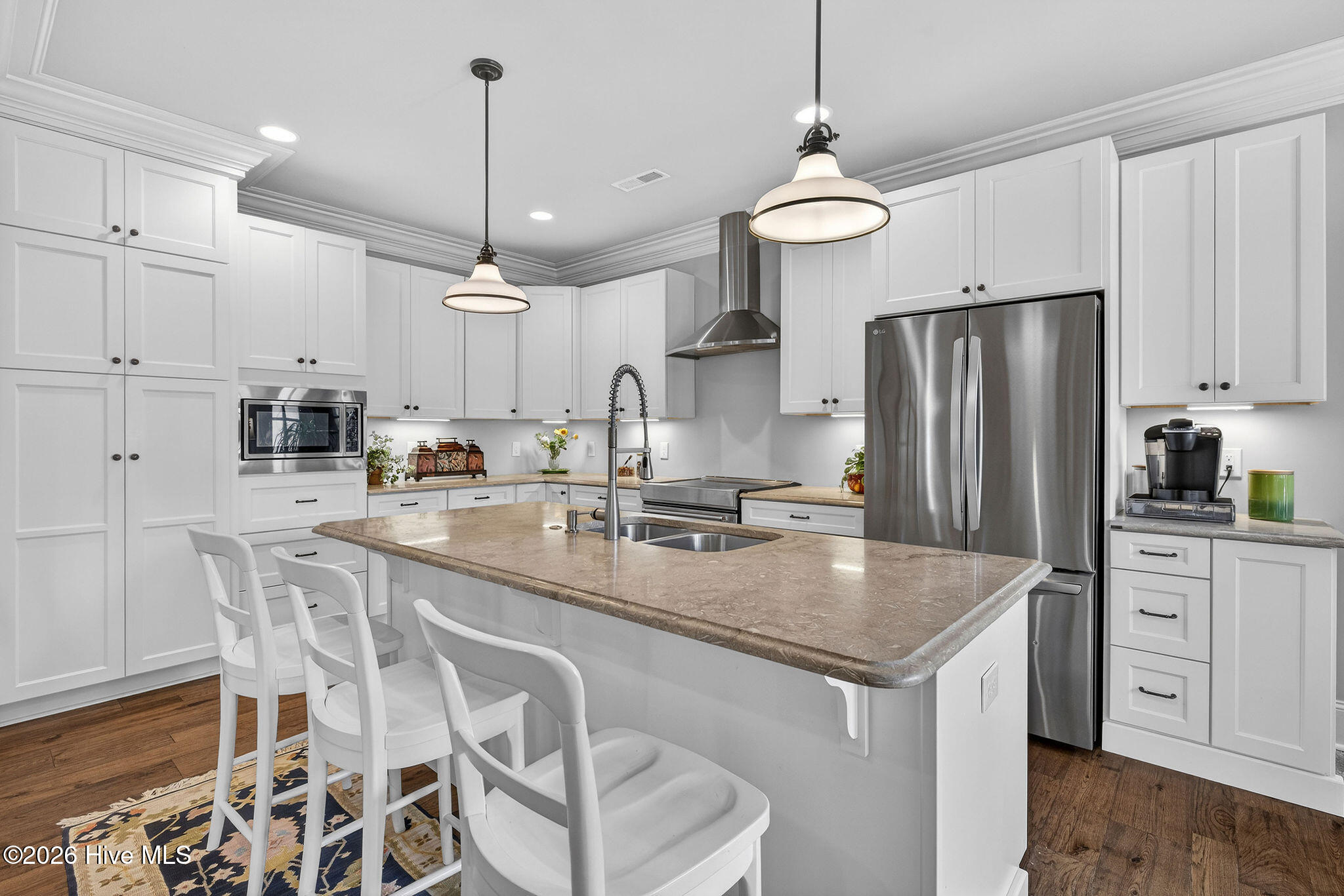 100565960 | Photo 24