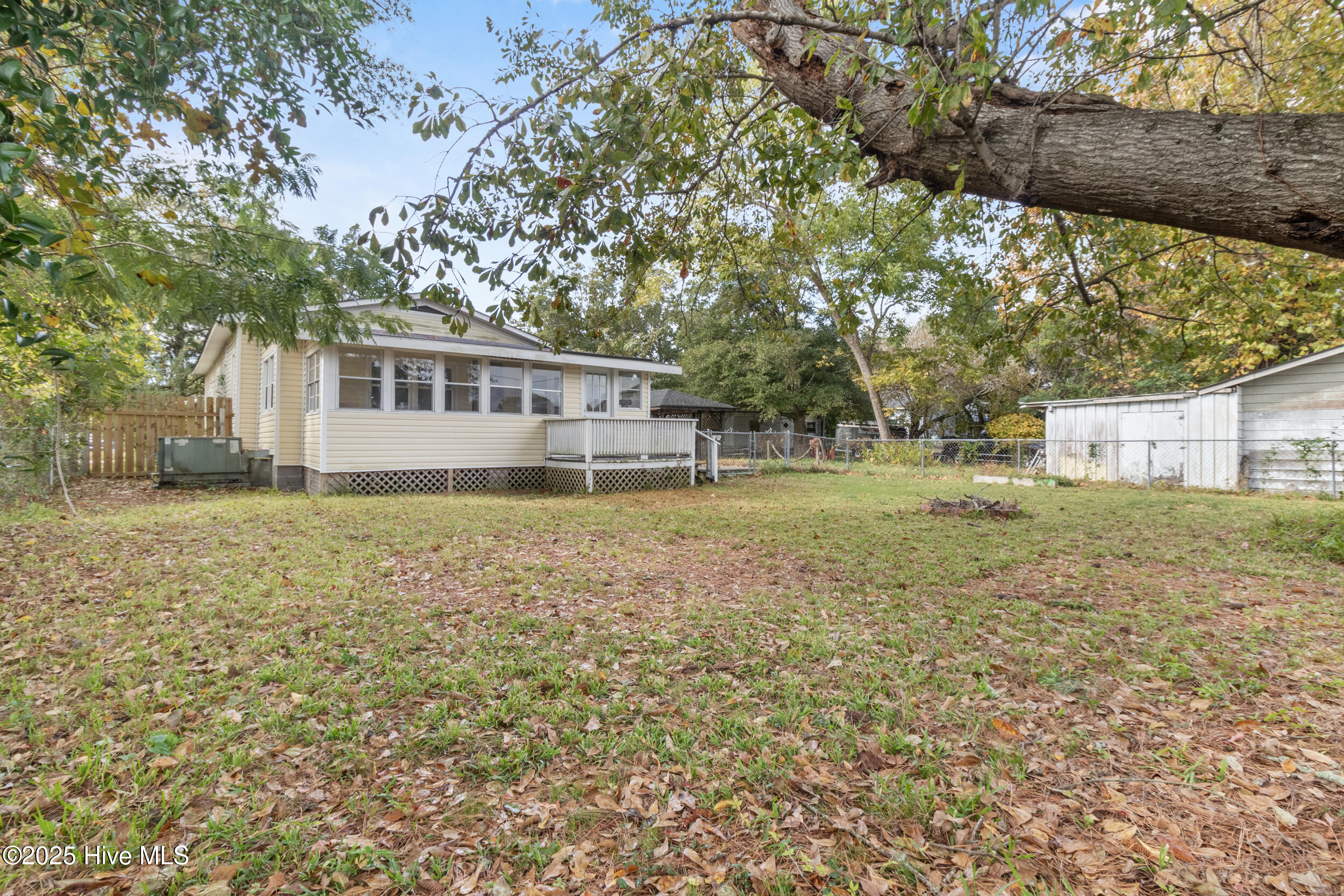 100520819 | Photo 39